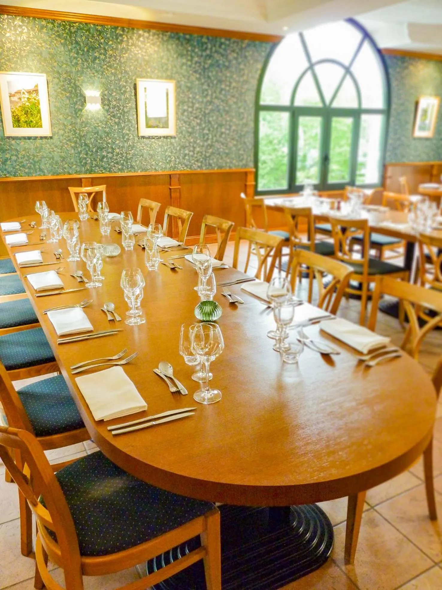 Restaurant/places to eat in Logis Hôtel - Restaurant Le Tulipier