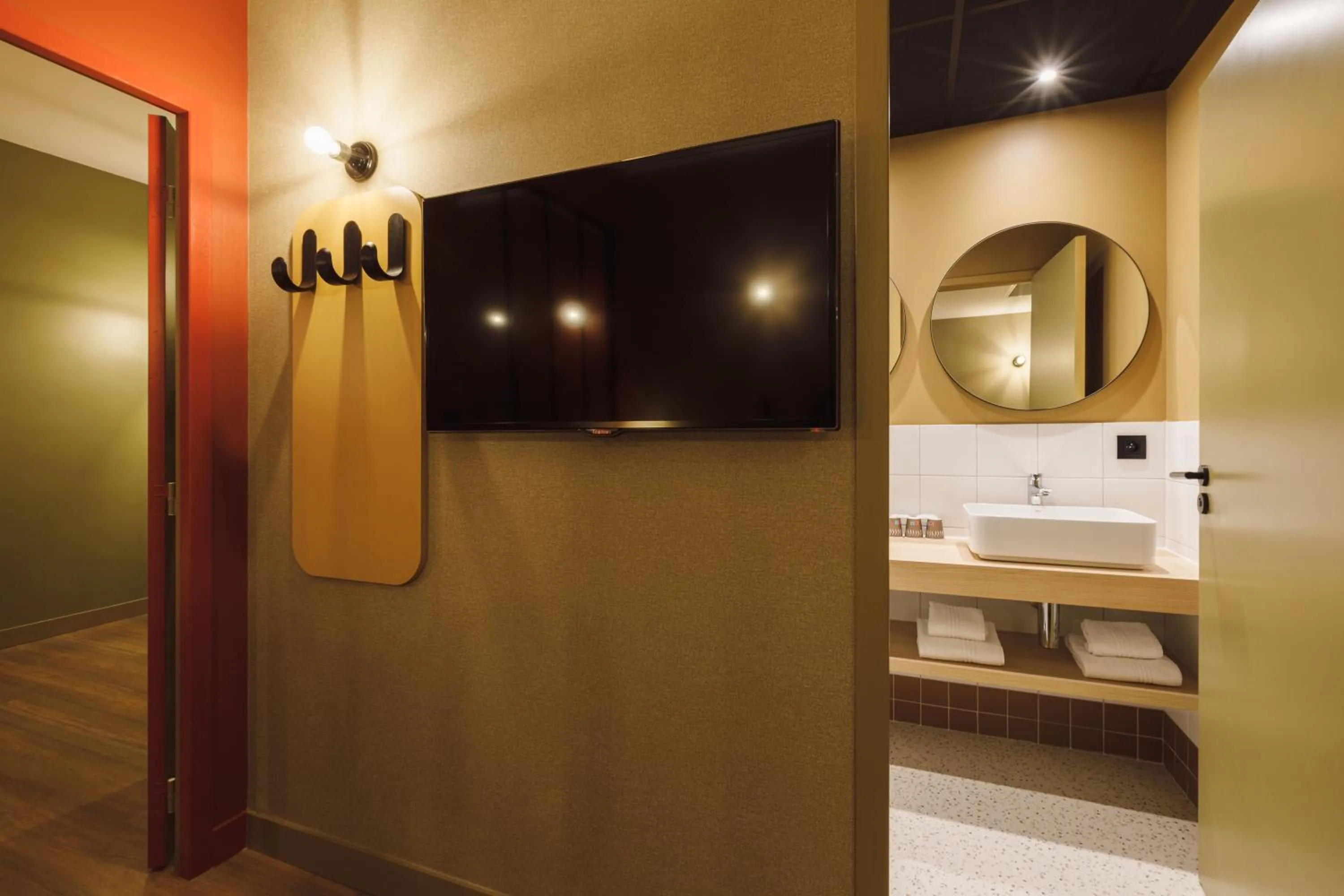 Bathroom in Hôtel de Noailles