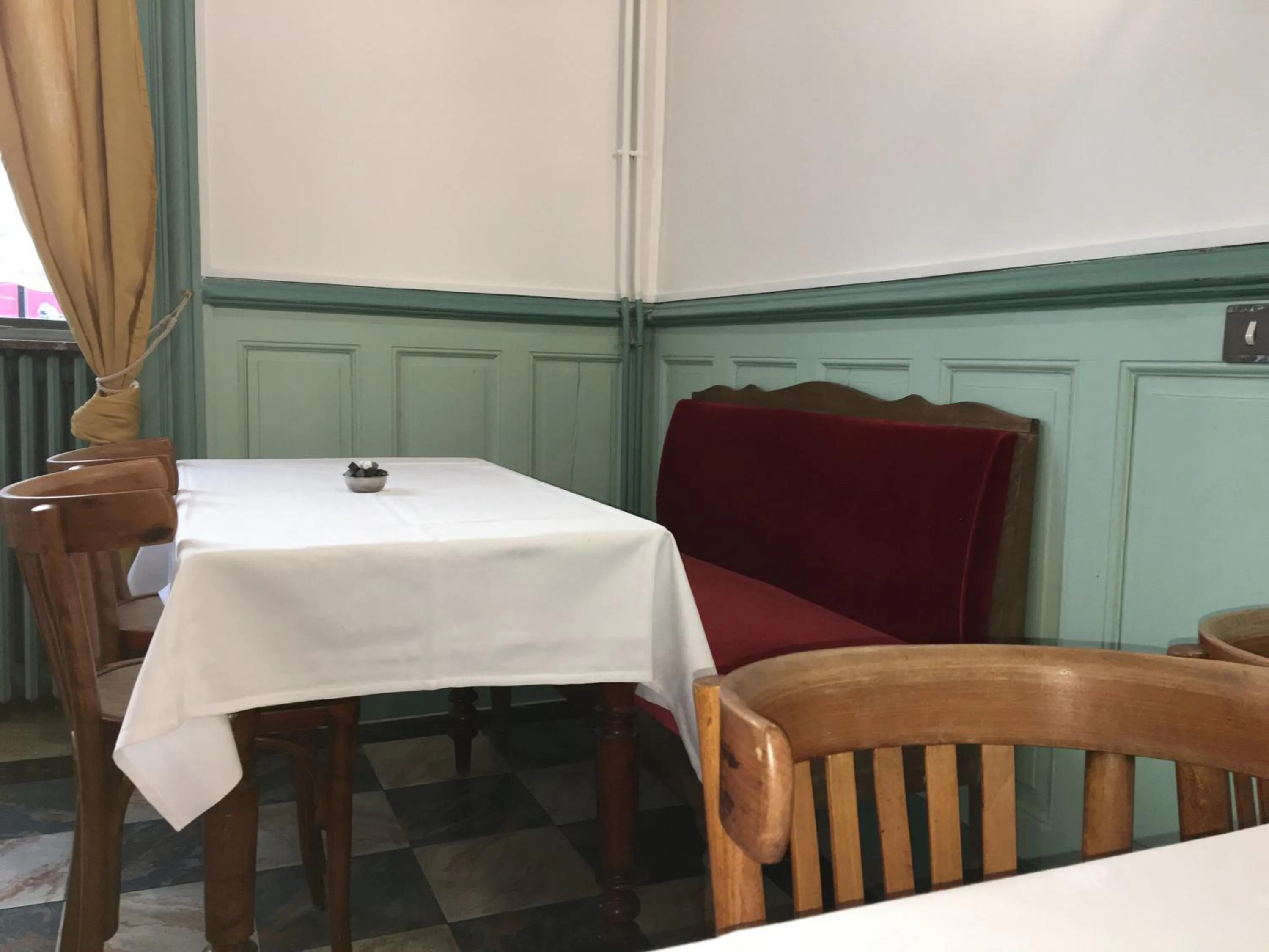 Banquet/Function facilities in The Old Hotel Ravel Centre