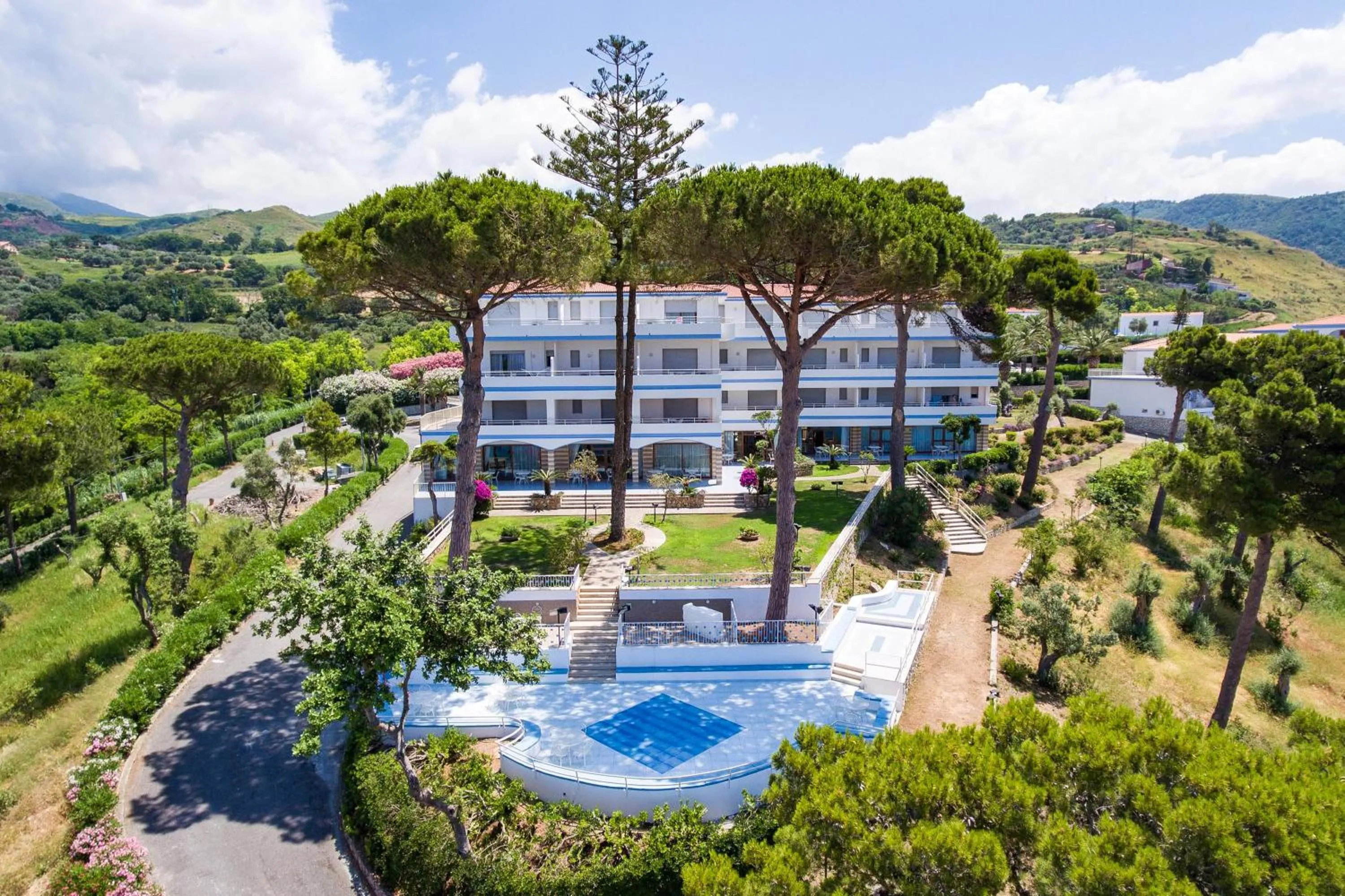 Facade/entrance in Hotel La Castellana