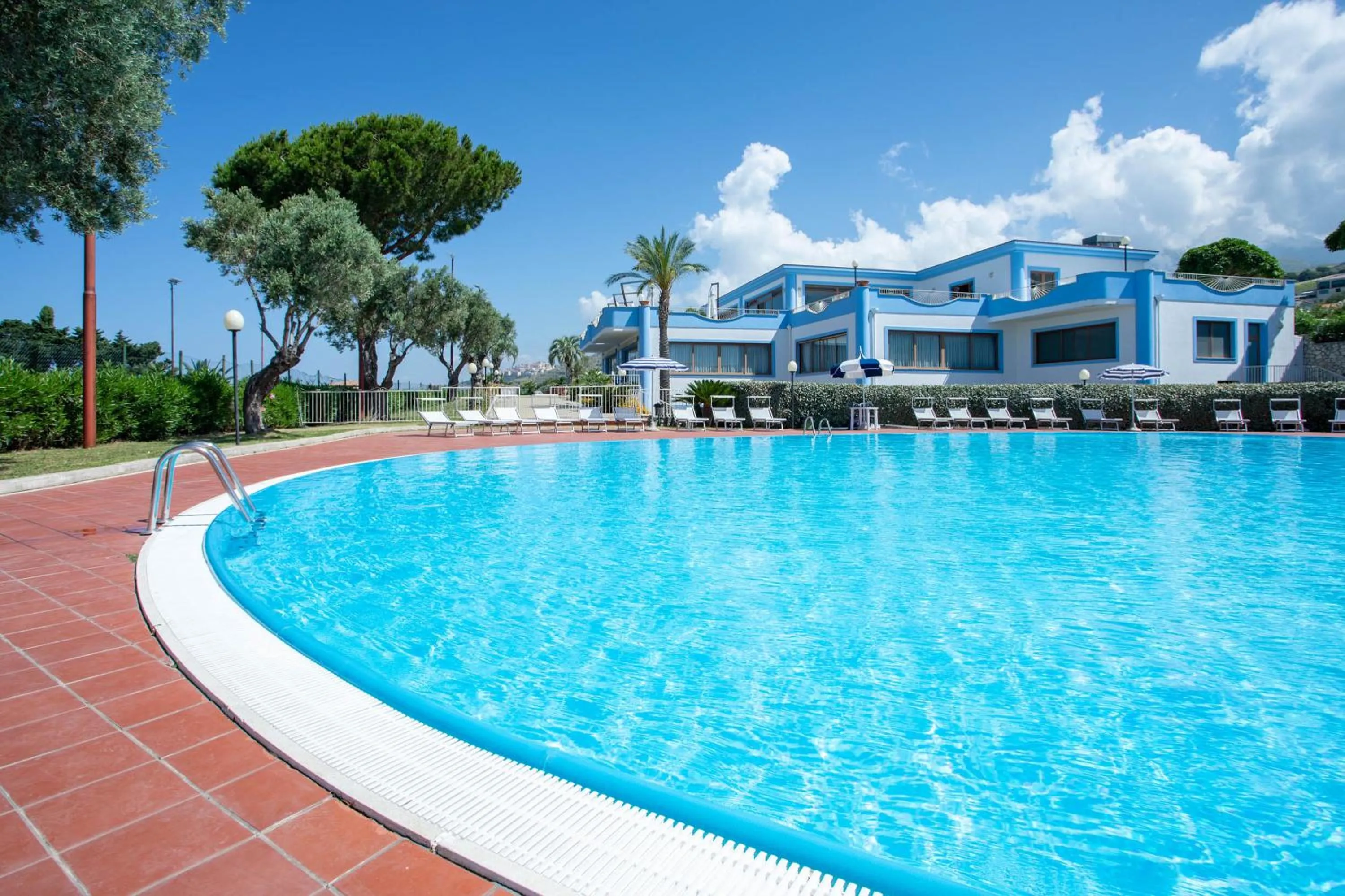 Swimming pool in Hotel La Castellana