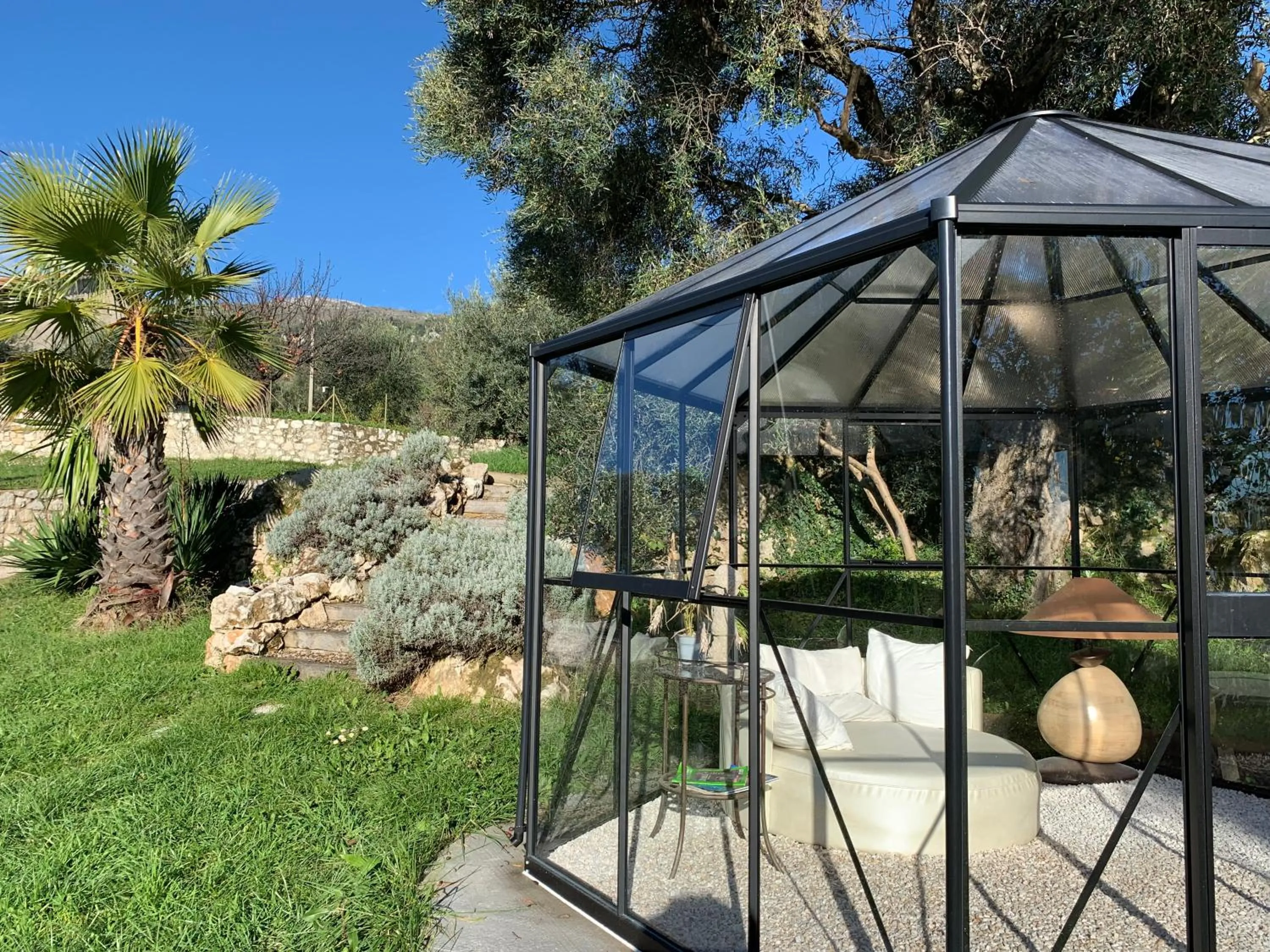 Garden in Les 4 éléments