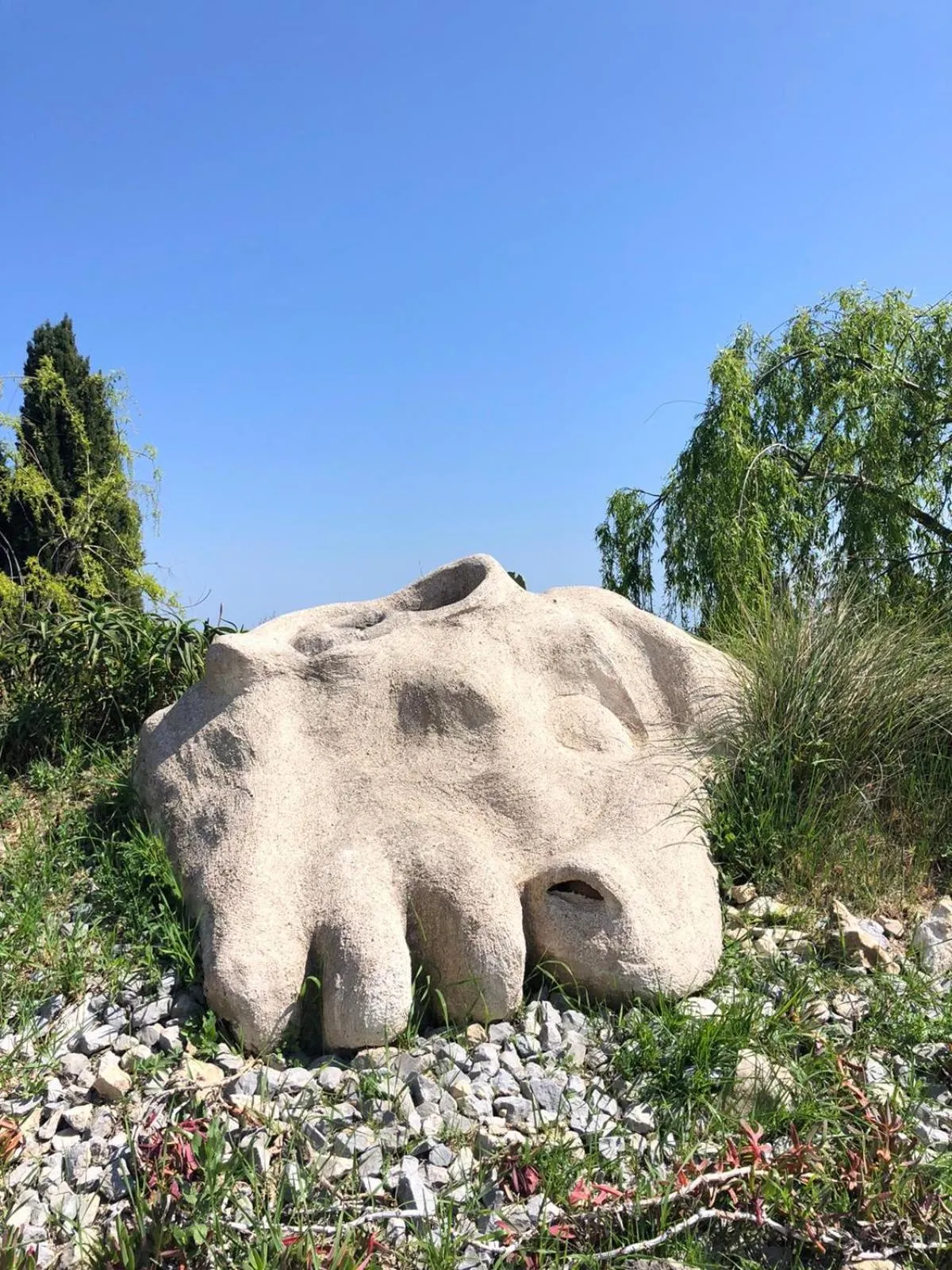 Garden view in Les 4 éléments