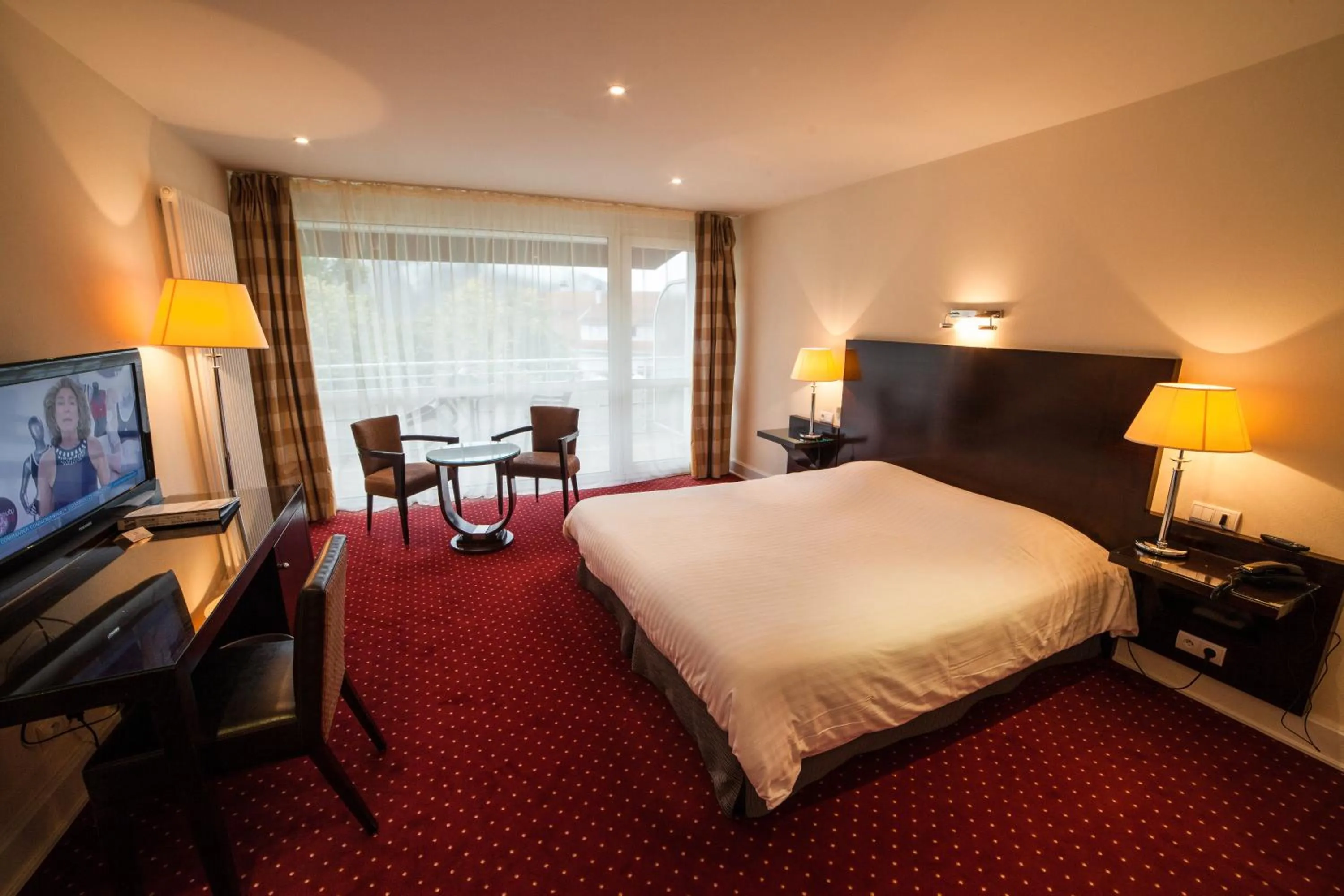 Bedroom, Bed in Hôtel Beau Rivage