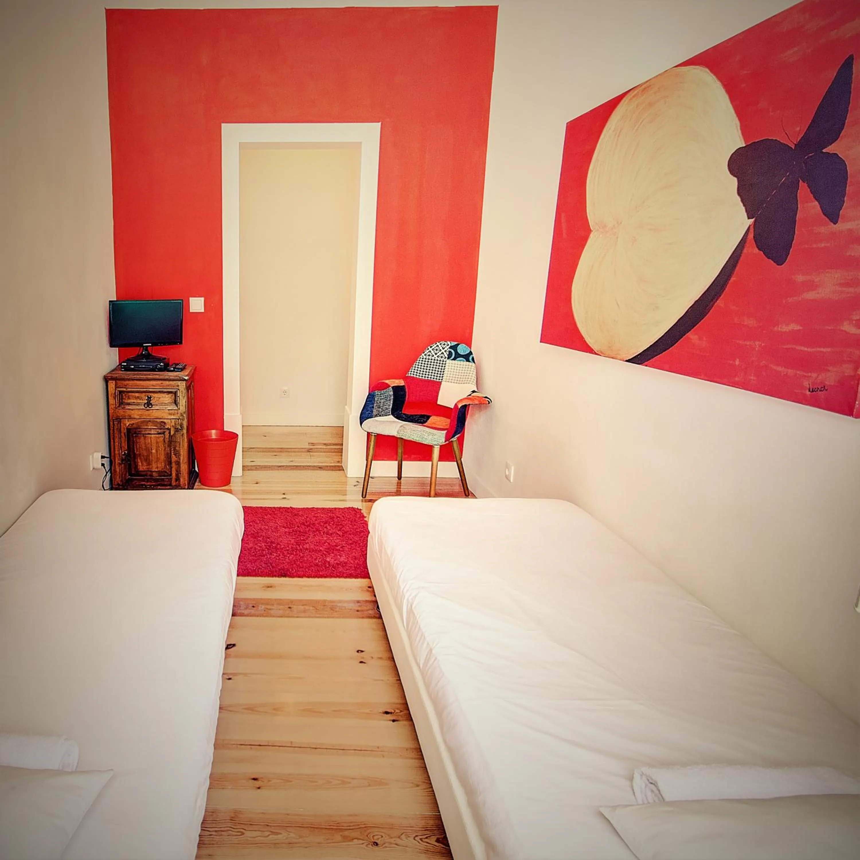Deluxe Twin Room with Shared Bathroom in We Love F Tourists