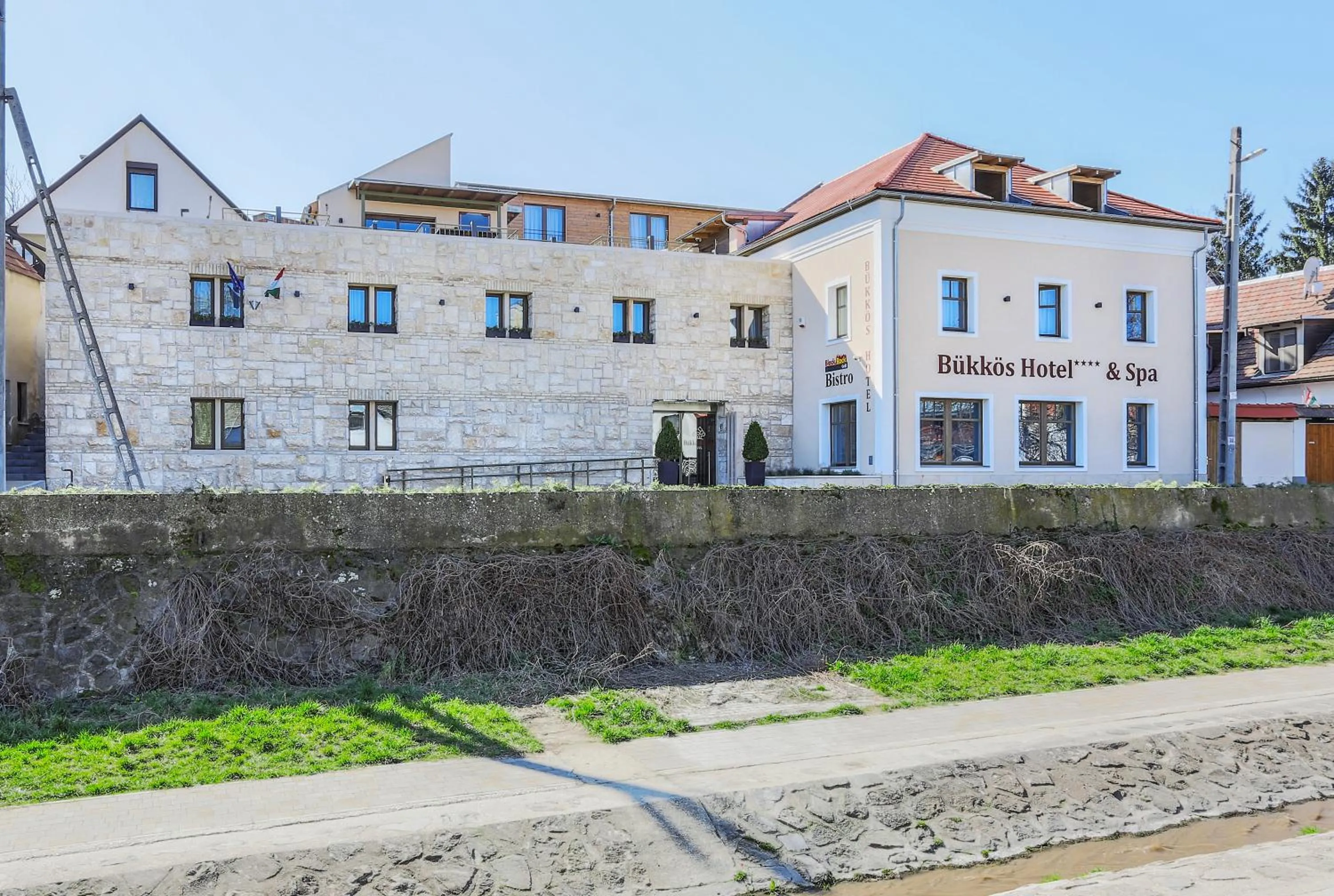 Facade/entrance in Bükkös Hotel & Spa