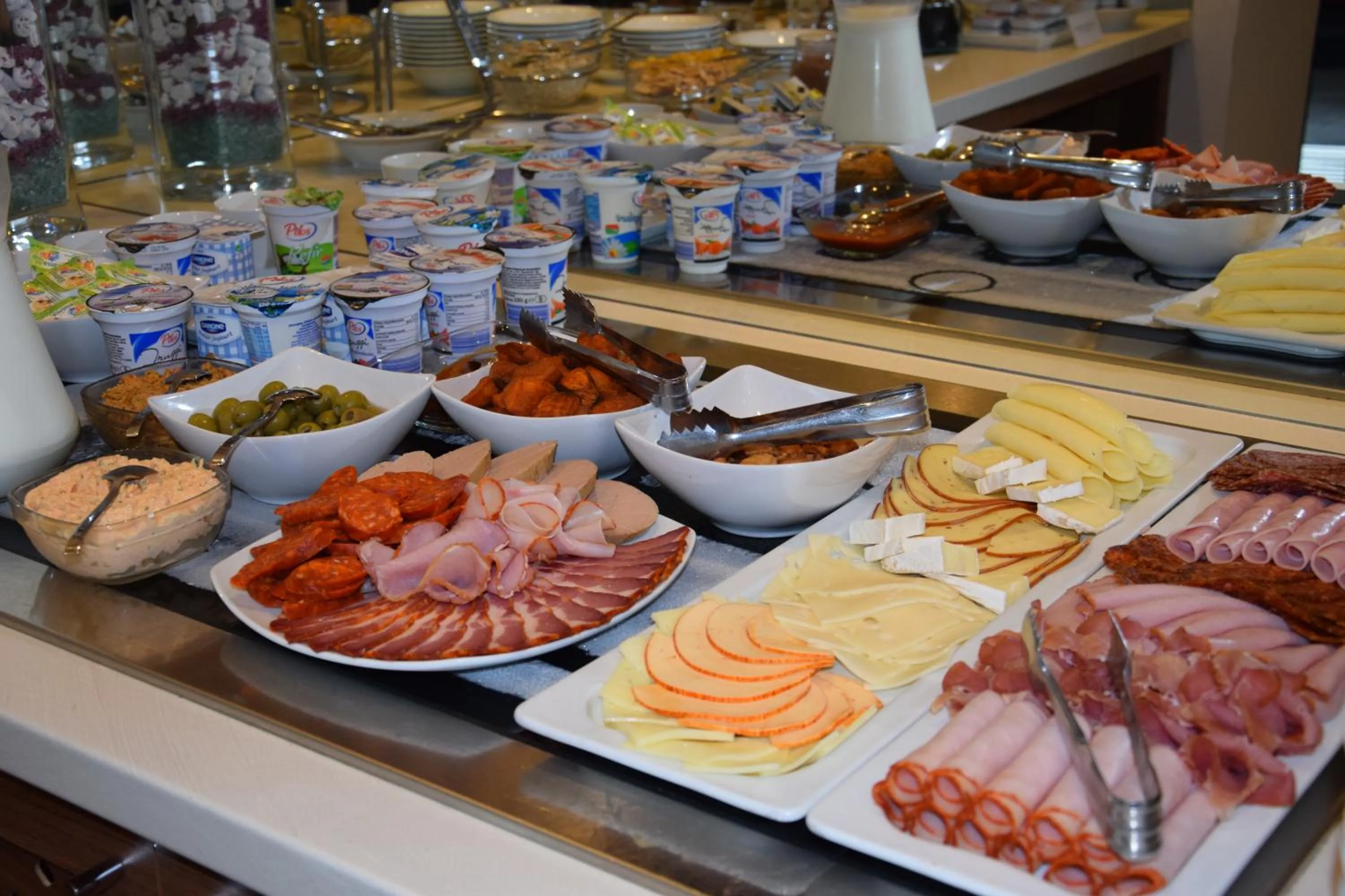 Buffet breakfast in Bükkös Hotel & Spa