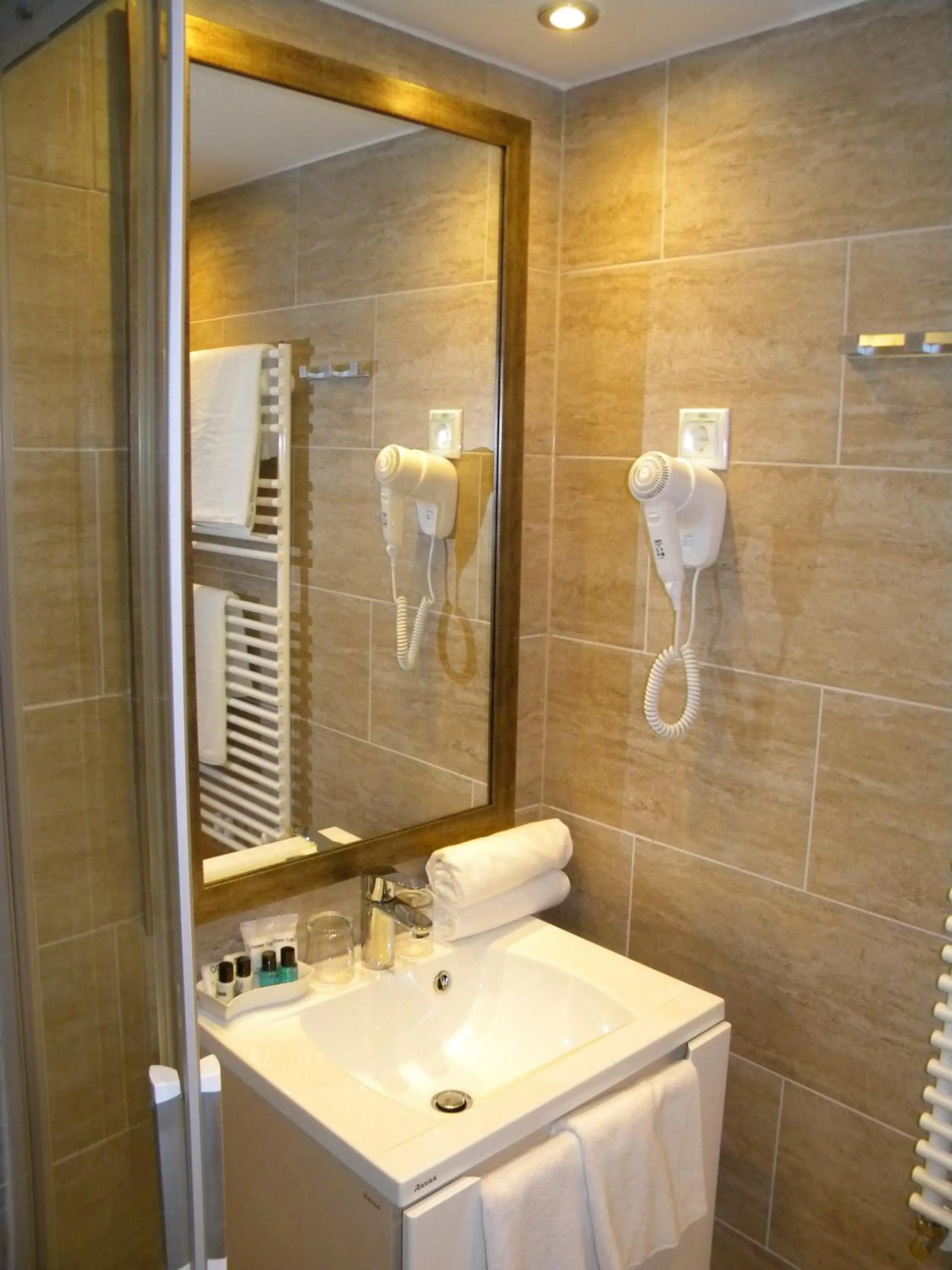 Bathroom in Bükkös Hotel & Spa