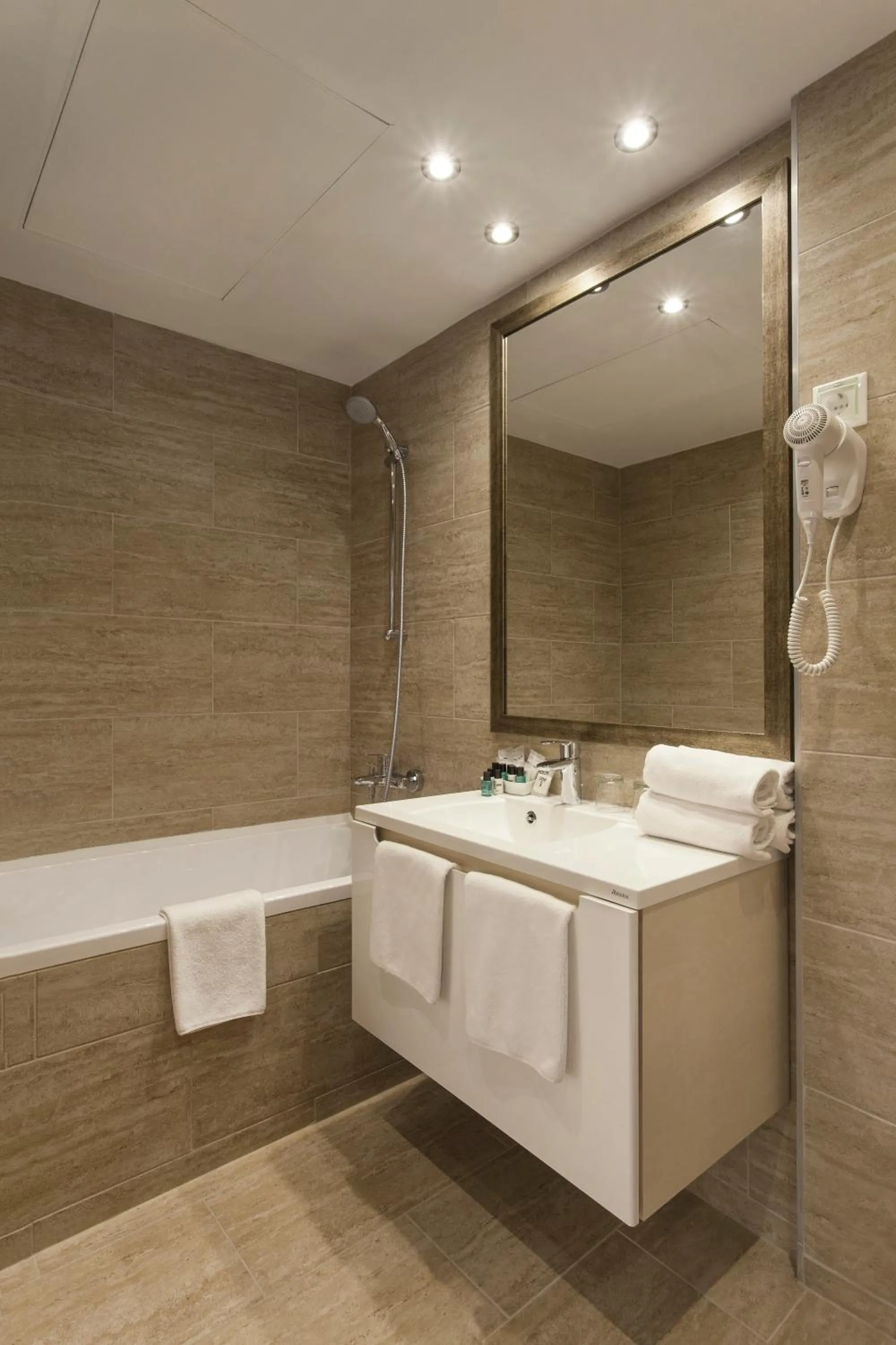 Bathroom in Bükkös Hotel & Spa