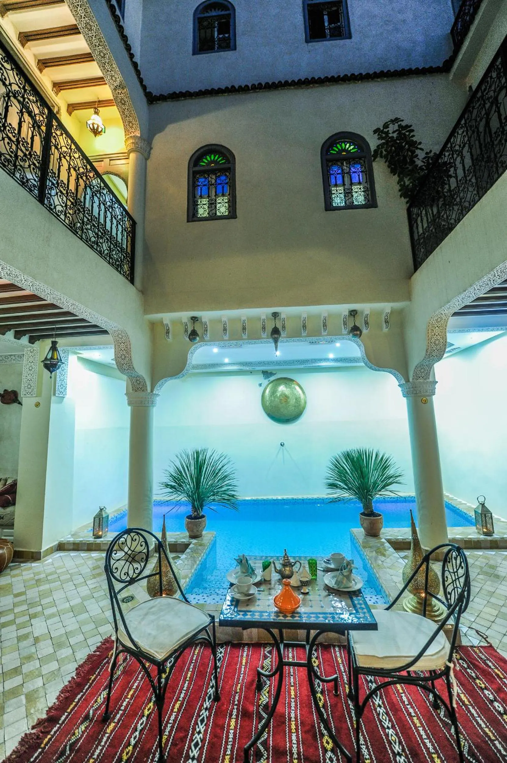 Swimming pool in Riad Milouda