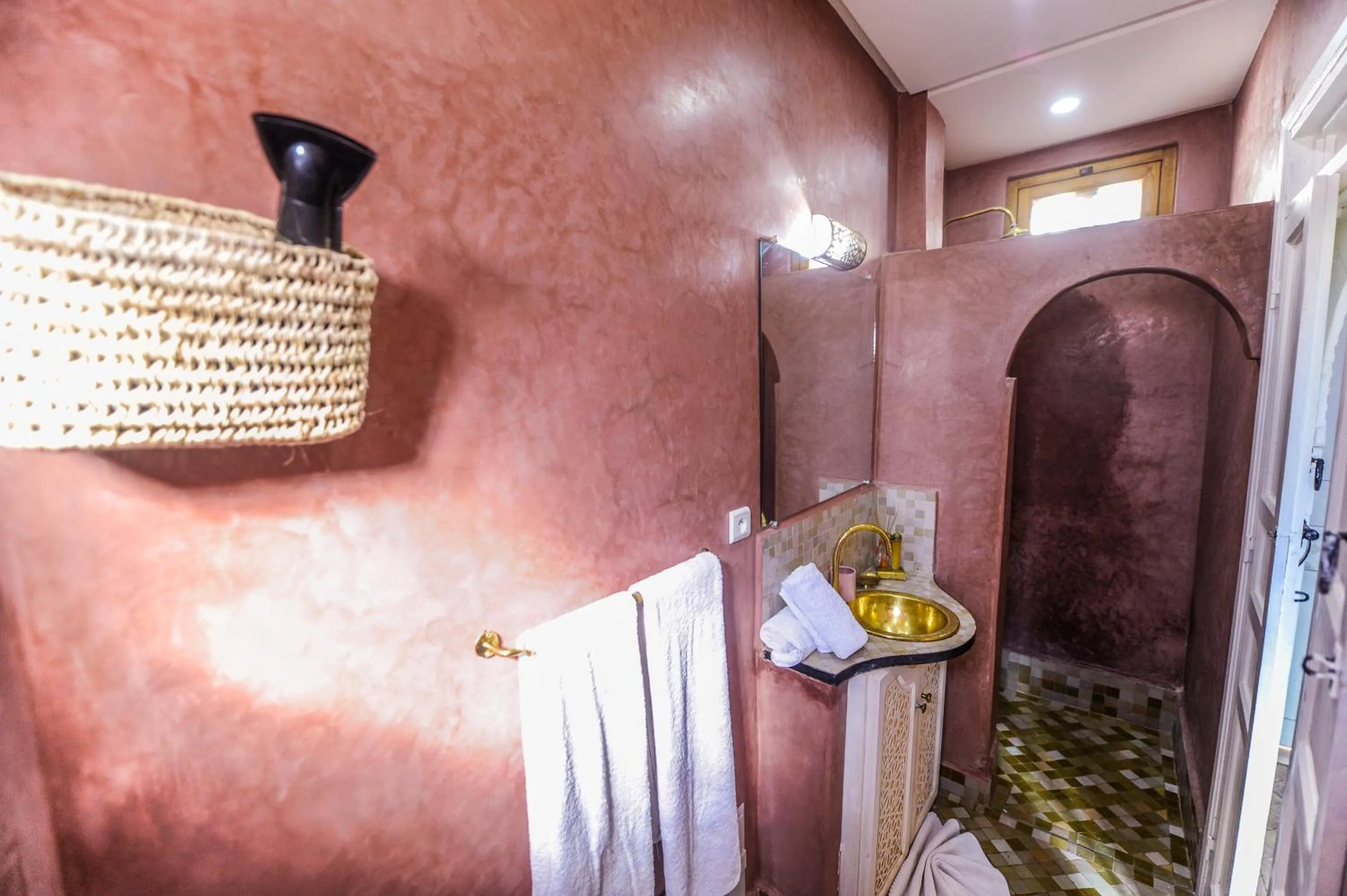 Bathroom in Riad Milouda