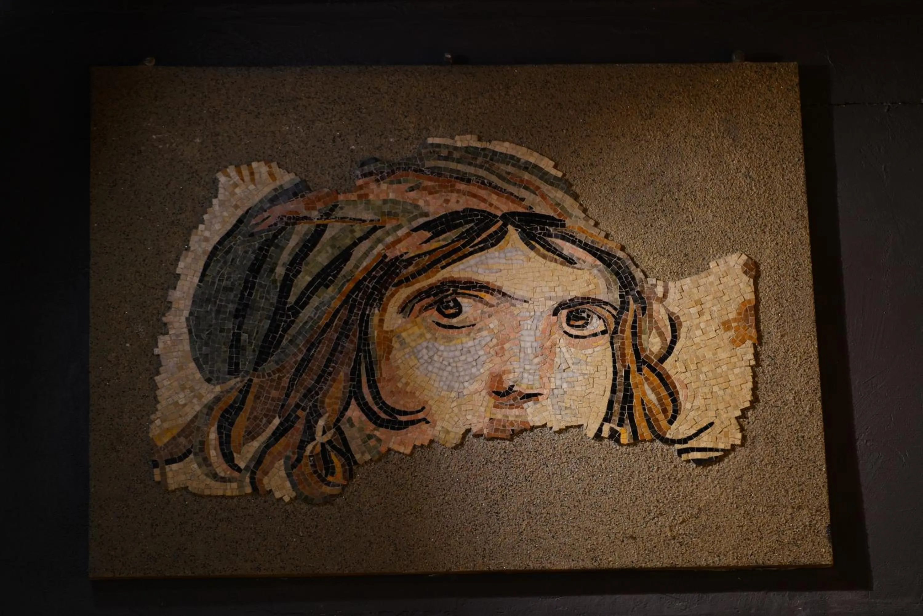 Decorative detail in Archeo