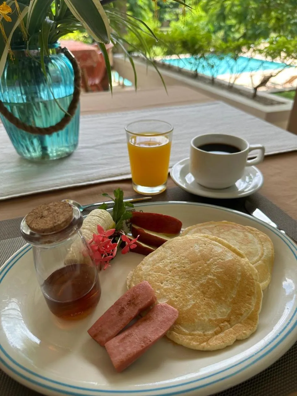Breakfast in Hotel Diriá Santa Cruz