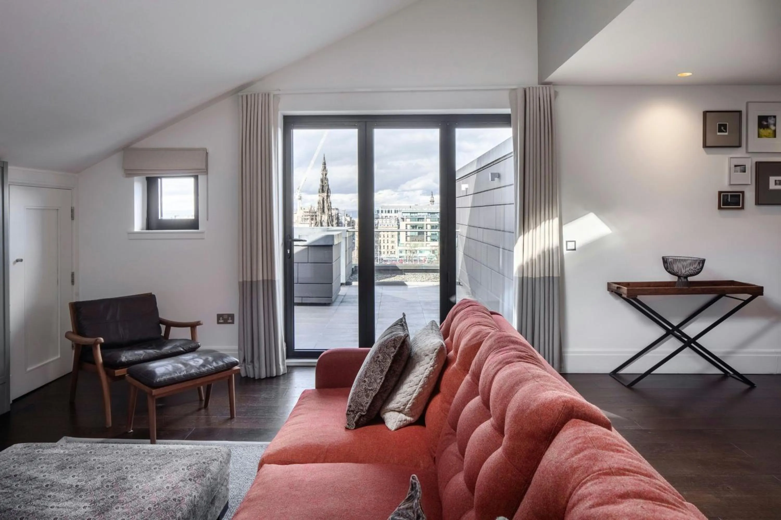 Bedroom in Old Town Chambers, Autograph Collection