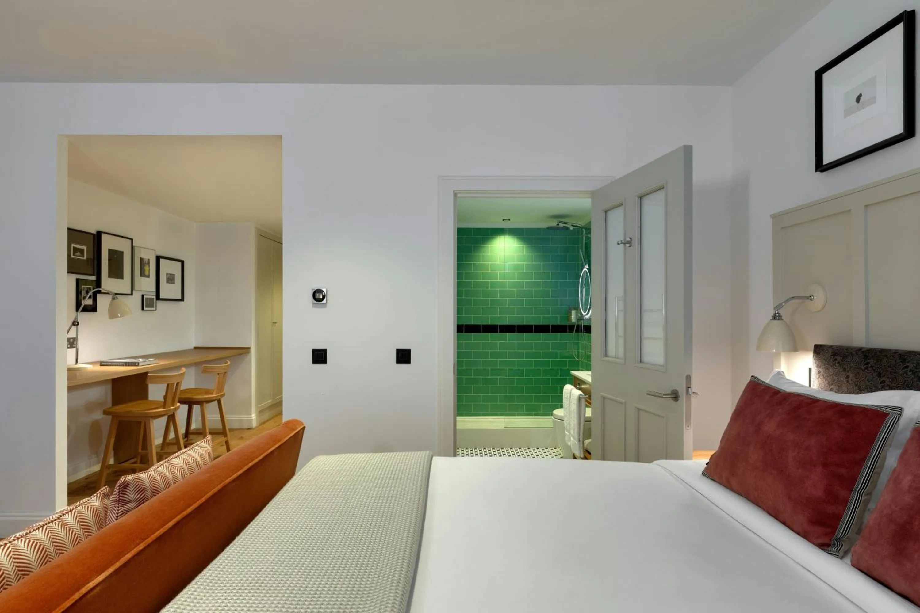 Photo of the whole room, Bed in Old Town Chambers, Autograph Collection