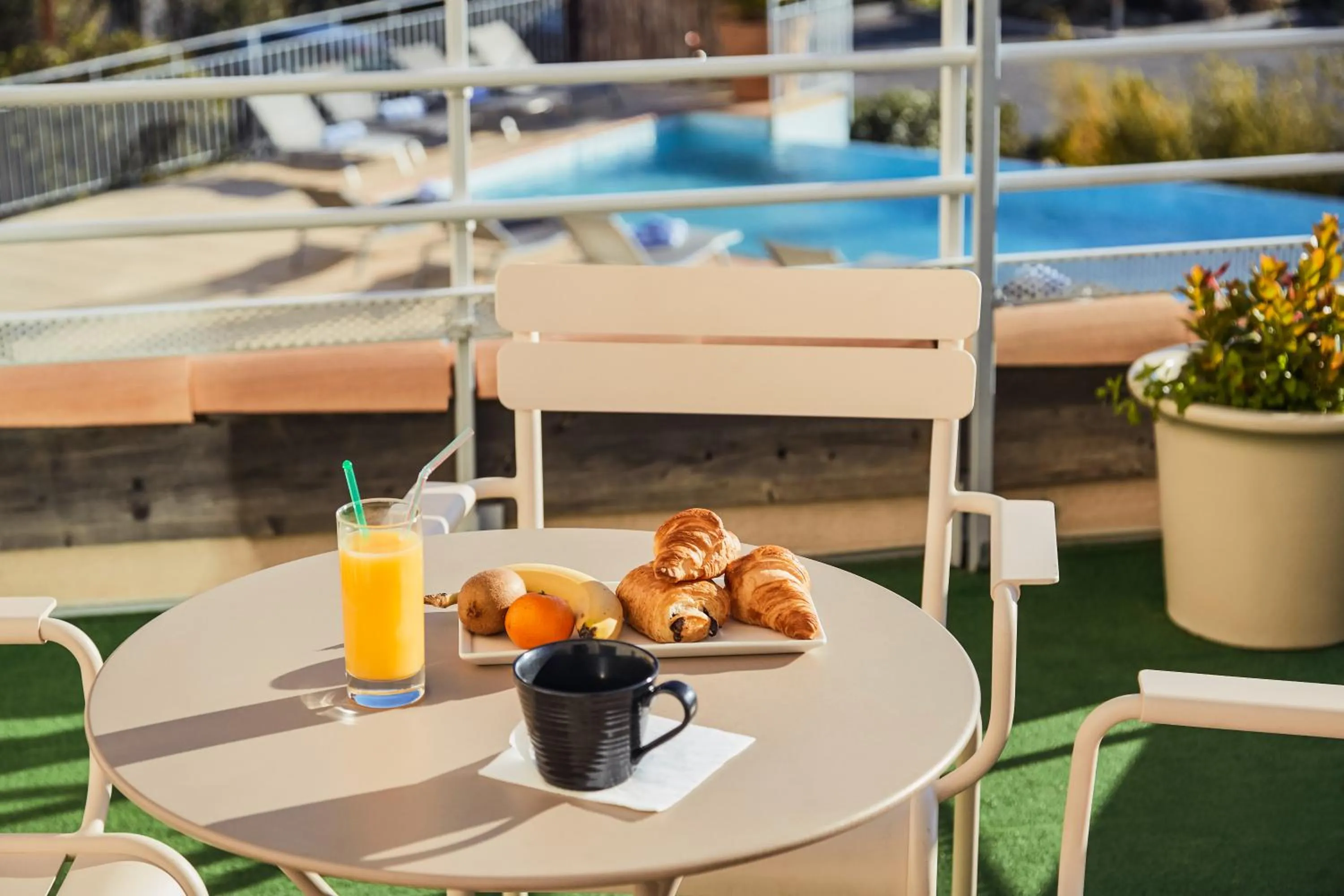 Balcony/Terrace in ibis La Ciotat