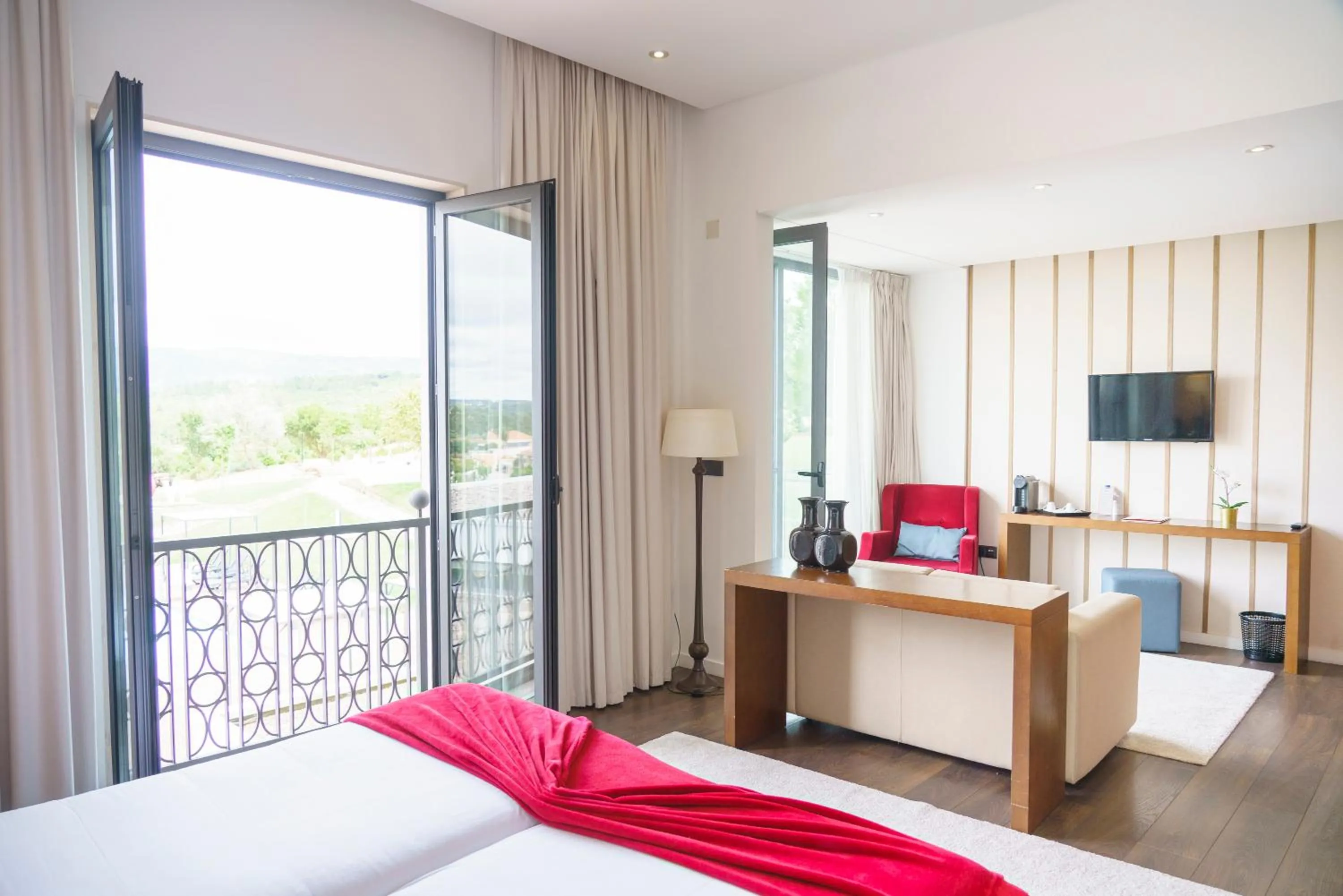 Bedroom, Bed in Real Abadia, Congress & Spa Hotel