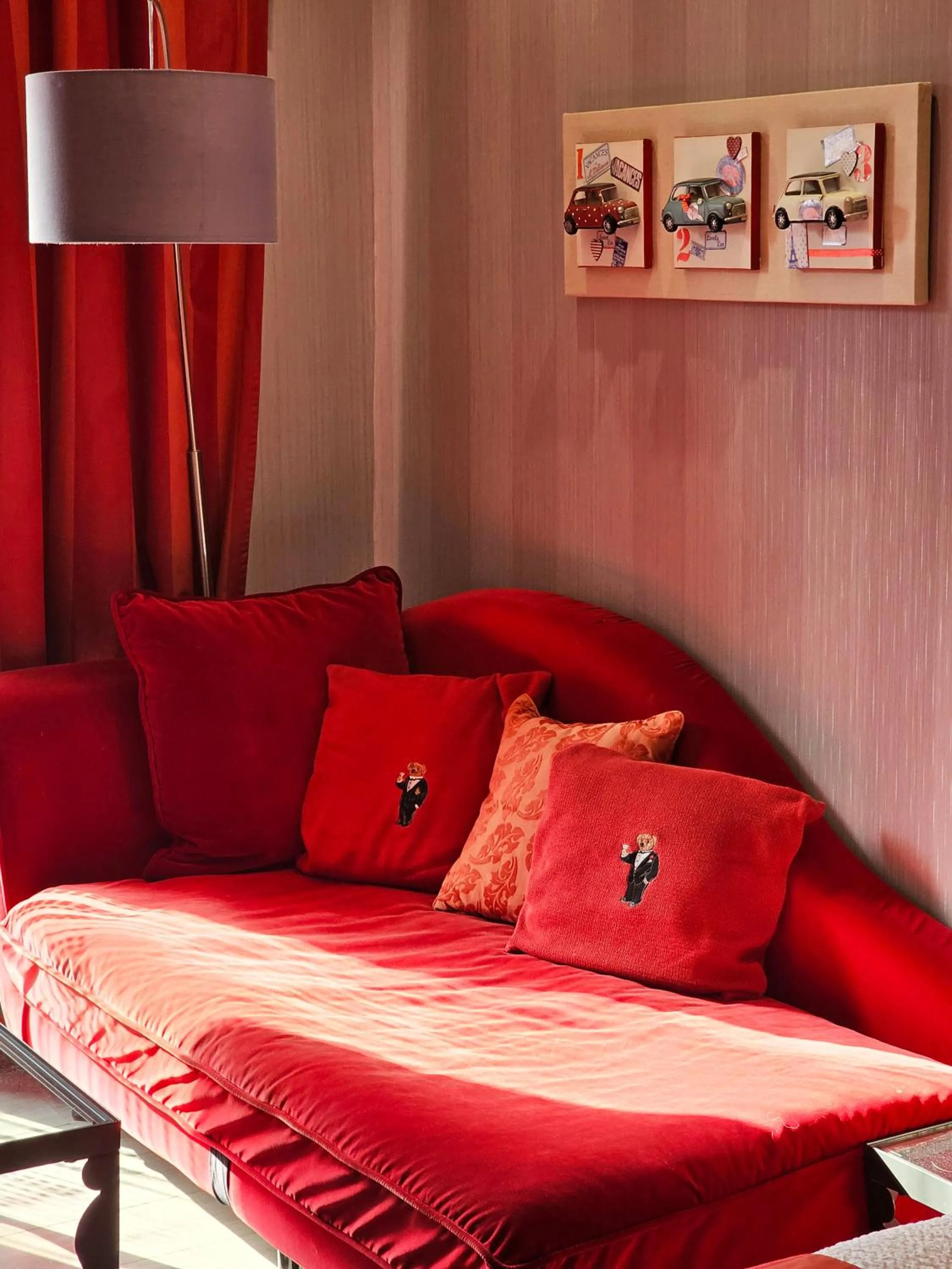 Bedroom, Bed in Logis Hôtel Le Glacier