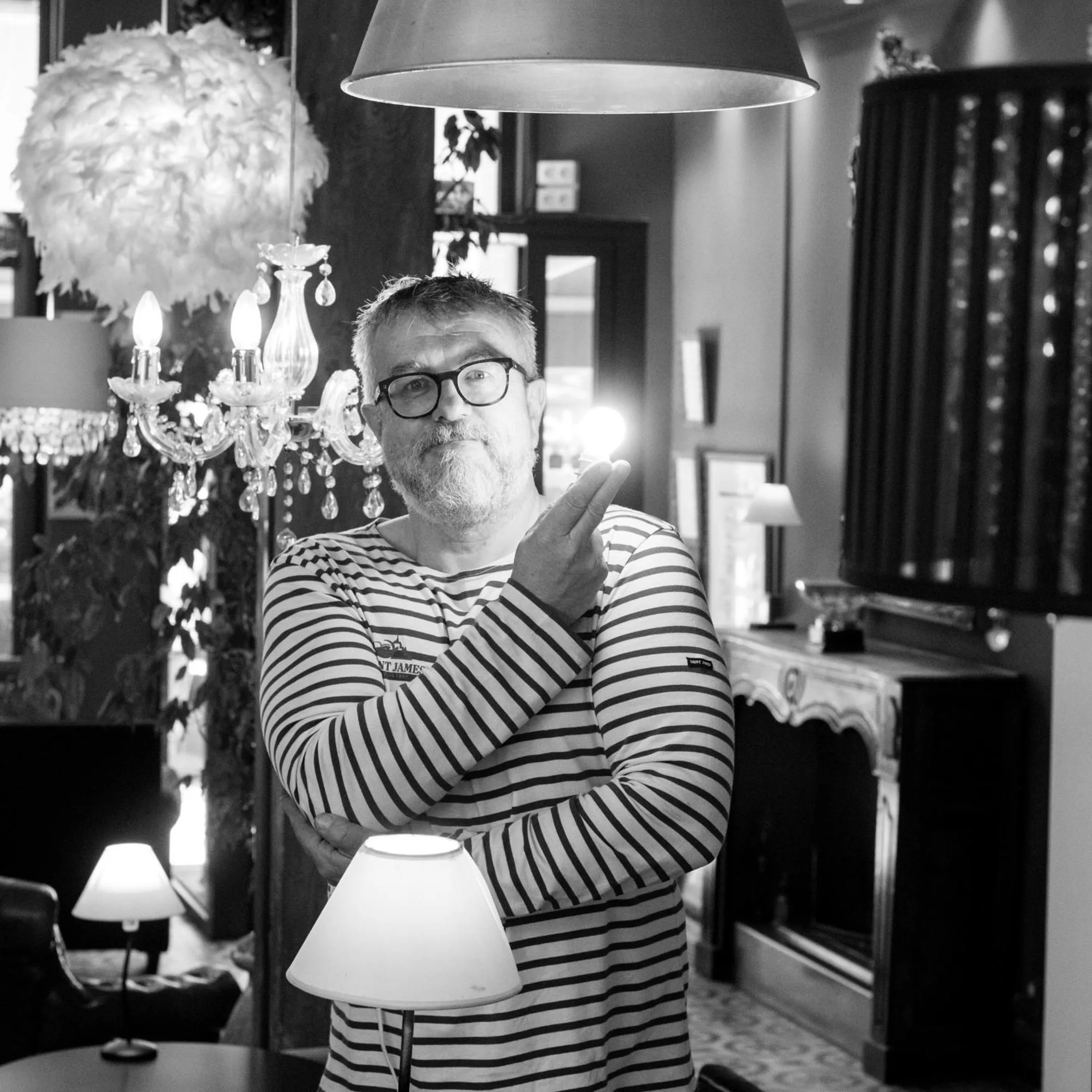 Staff in Logis Hôtel Le Glacier