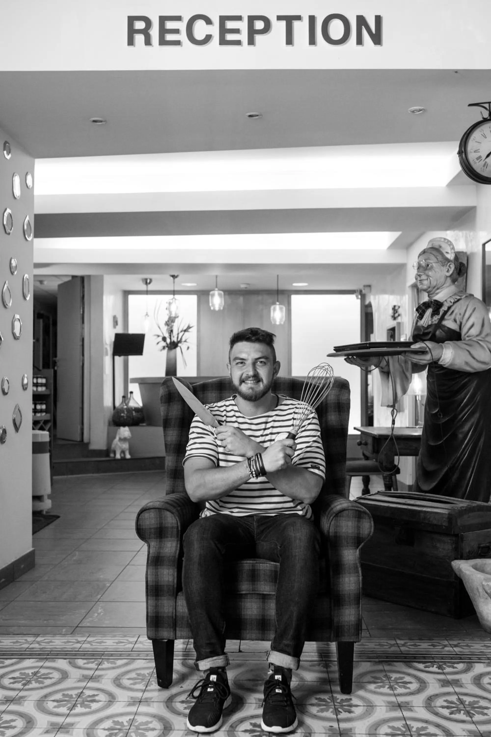 Staff in Logis Hôtel Le Glacier