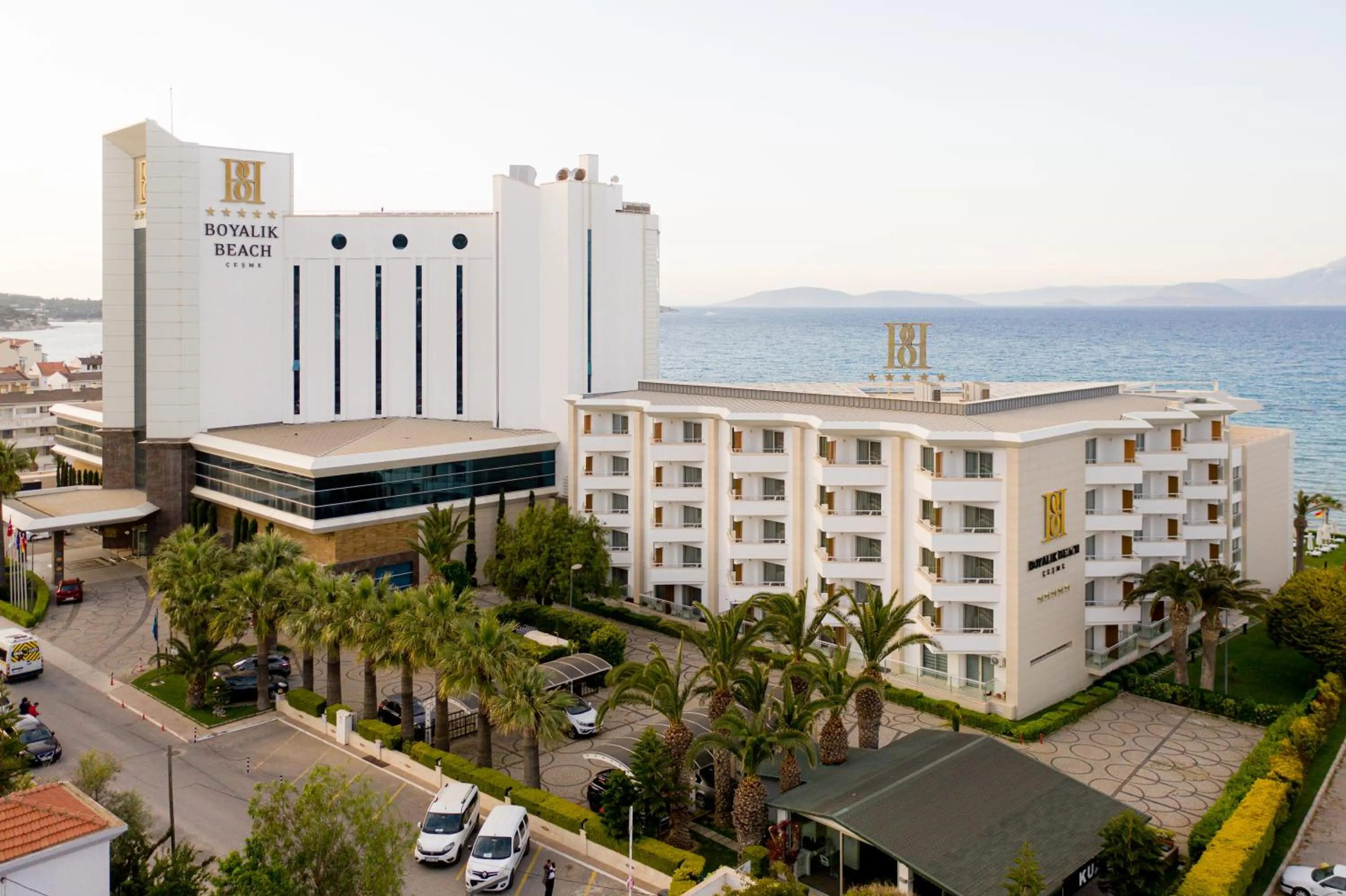 Property building in Boyalik Beach Hotel & Spa Cesme