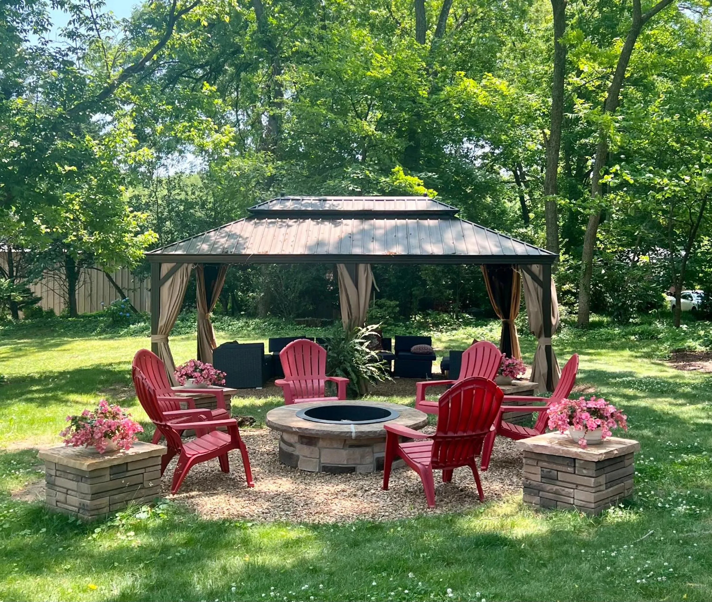 Patio in The Inn on Front Street