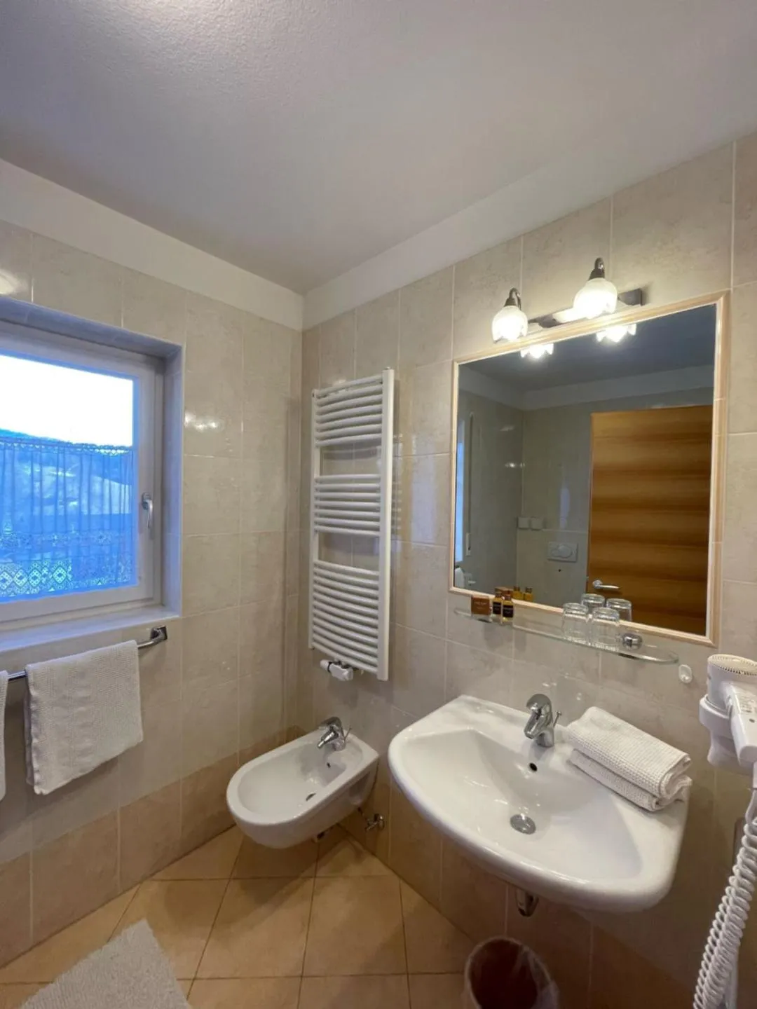 Bathroom in Schopplhof - panoramic apartments dolomites