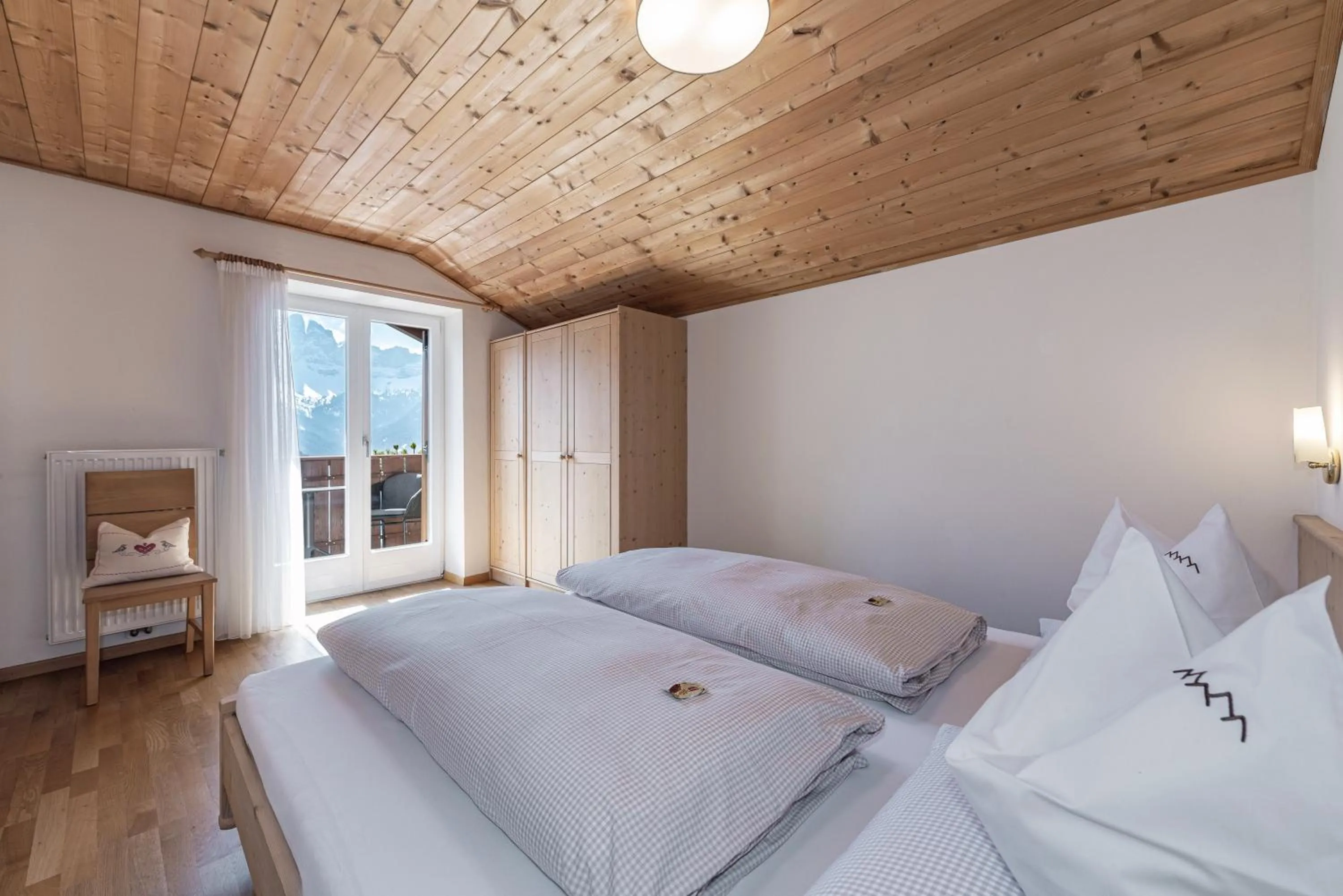 Bedroom, Bed in Schopplhof - panoramic apartments dolomites