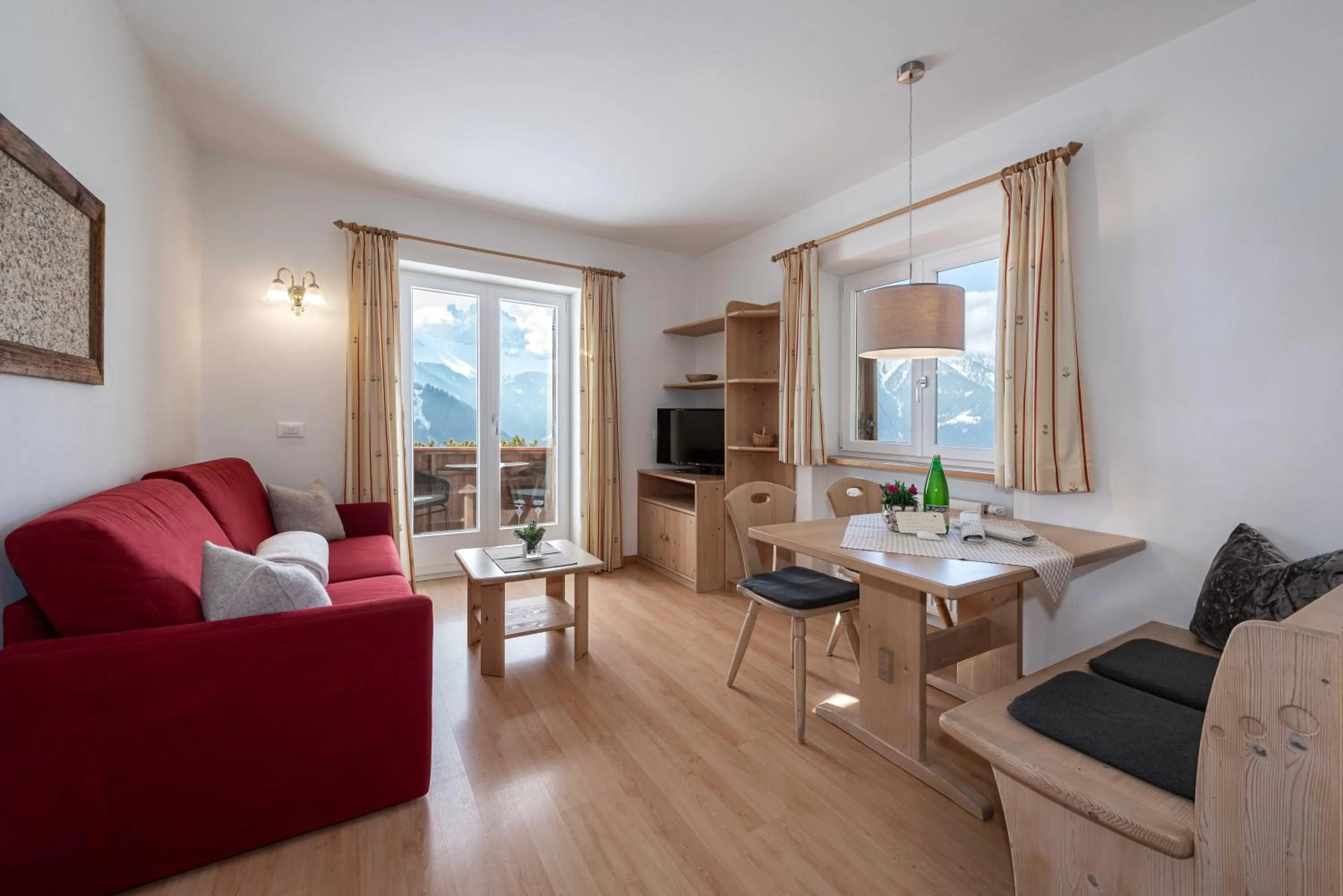 Living room in Schopplhof - panoramic apartments dolomites