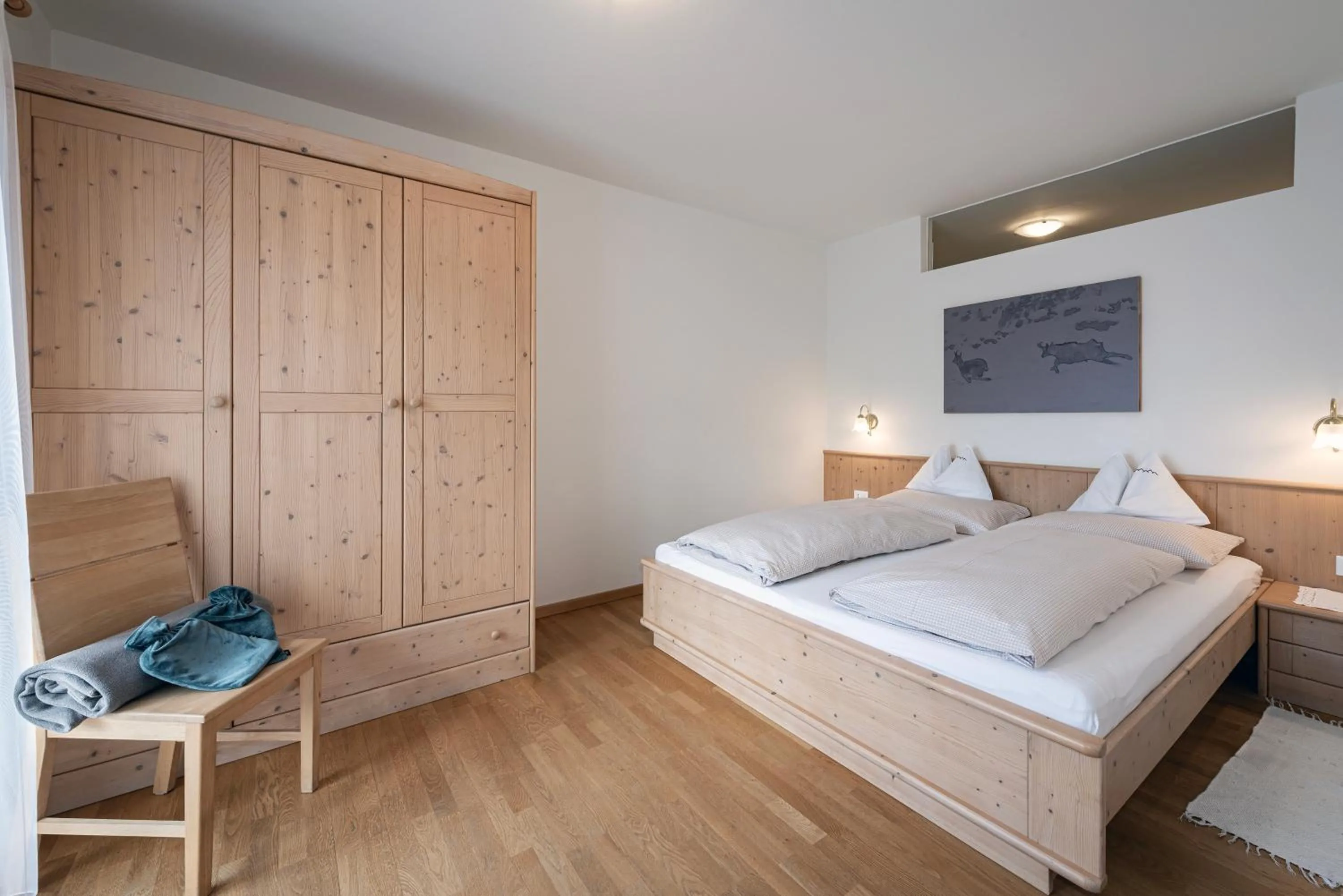 Photo of the whole room, Bed in Schopplhof - panoramic apartments dolomites