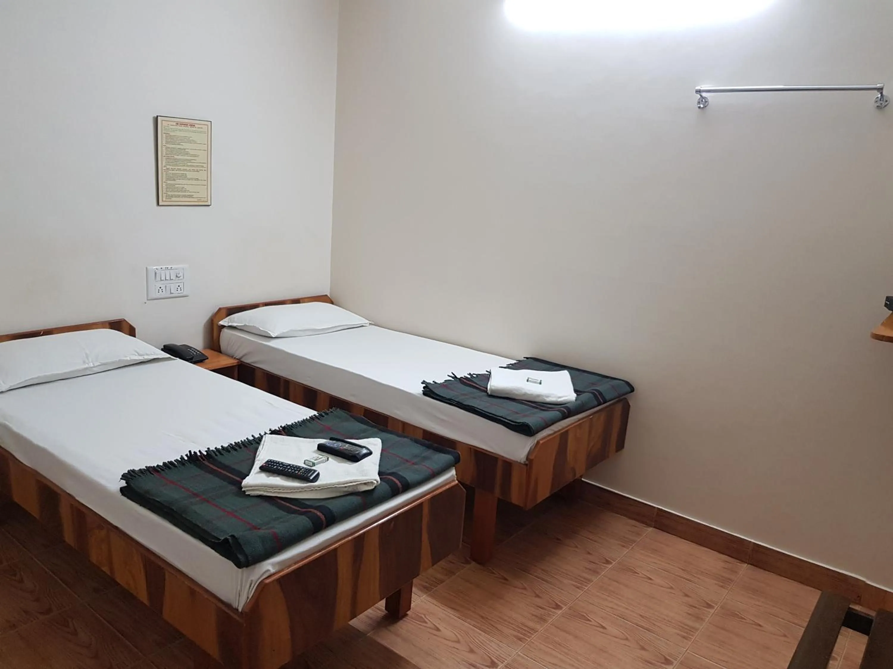 Bed in Sri Kumara Lodge