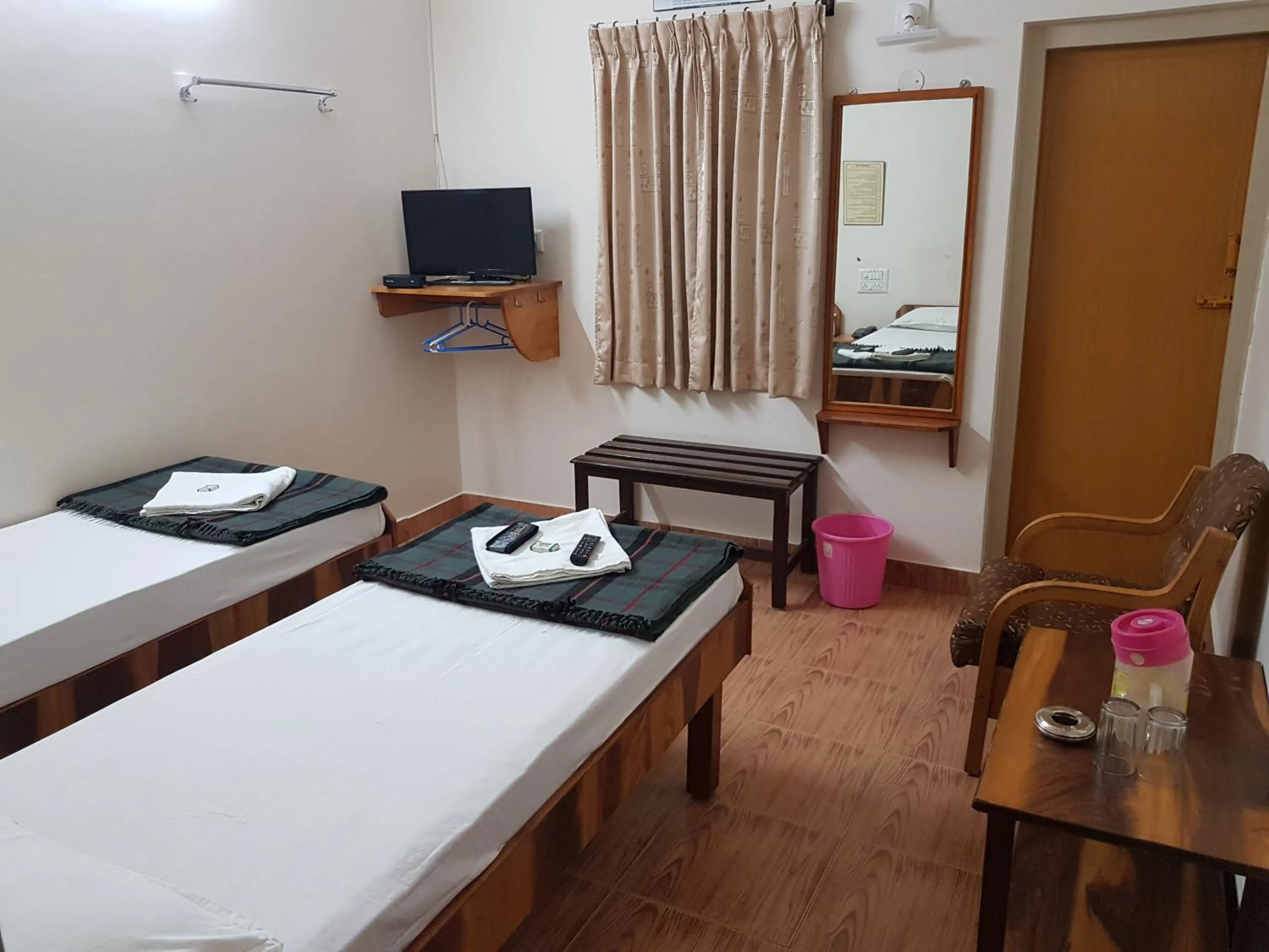 TV and multimedia, Bed in Sri Kumara Lodge