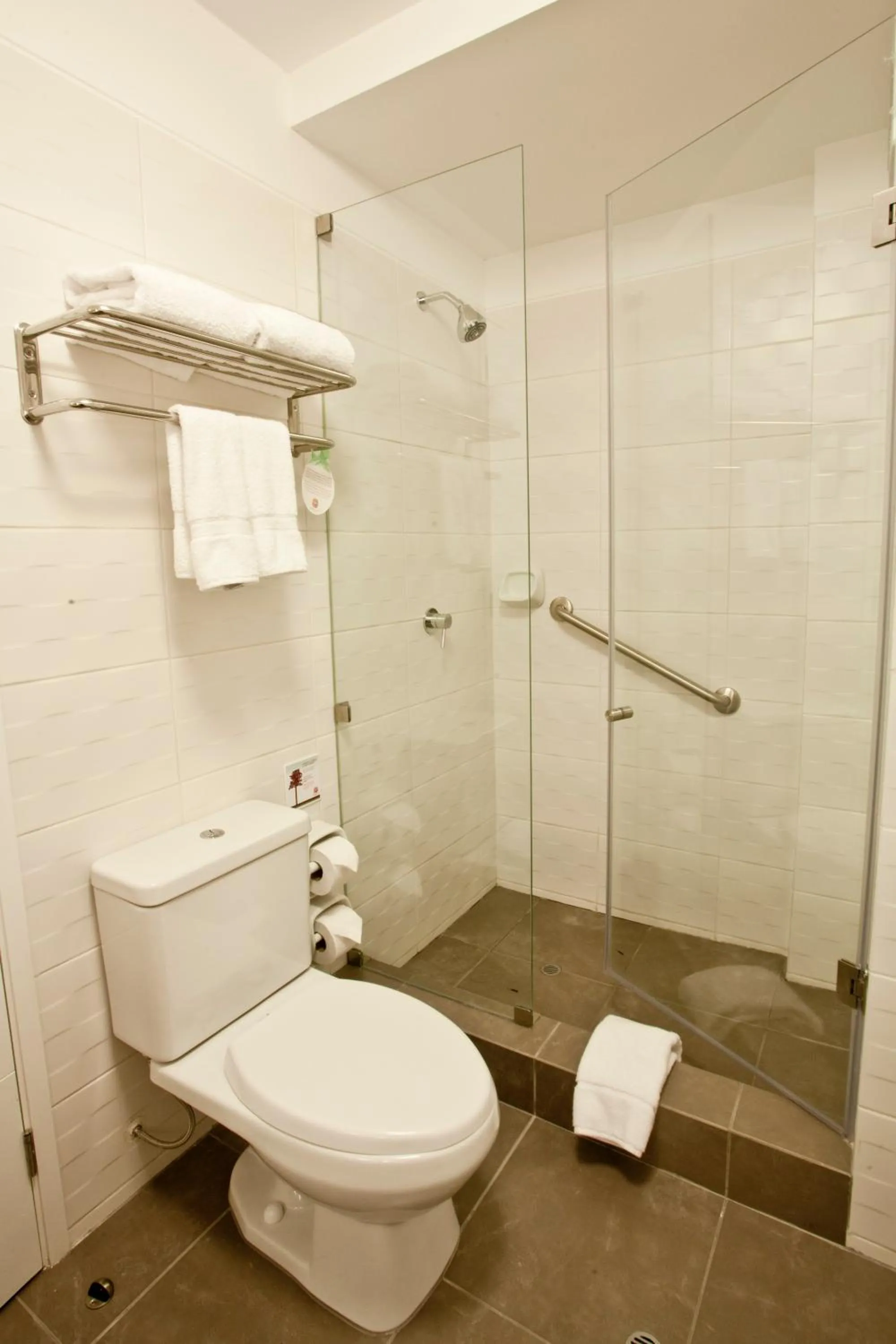 Bathroom in Tierra Viva Miraflores Larco