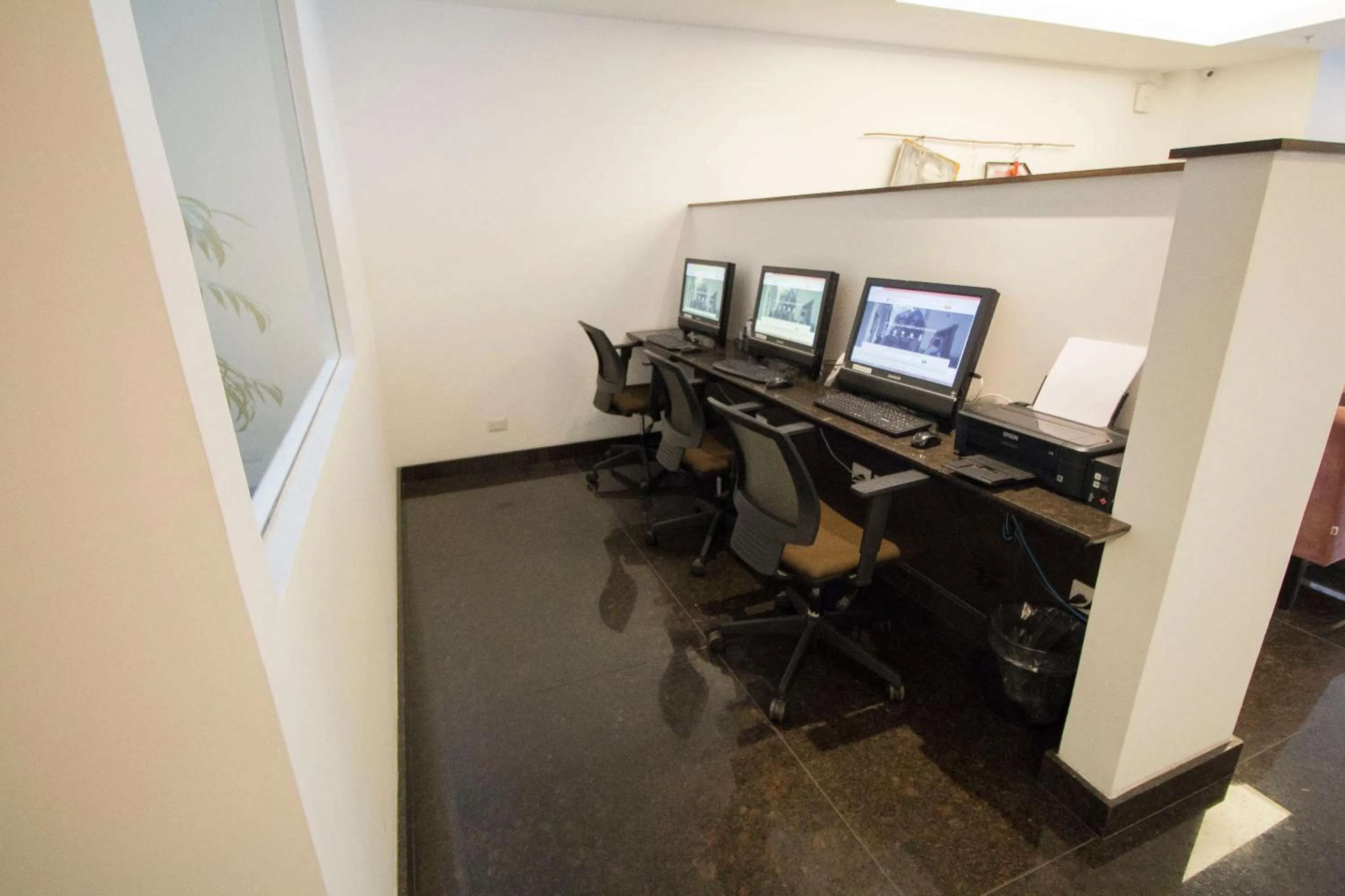 Business facilities in Tierra Viva Miraflores Larco