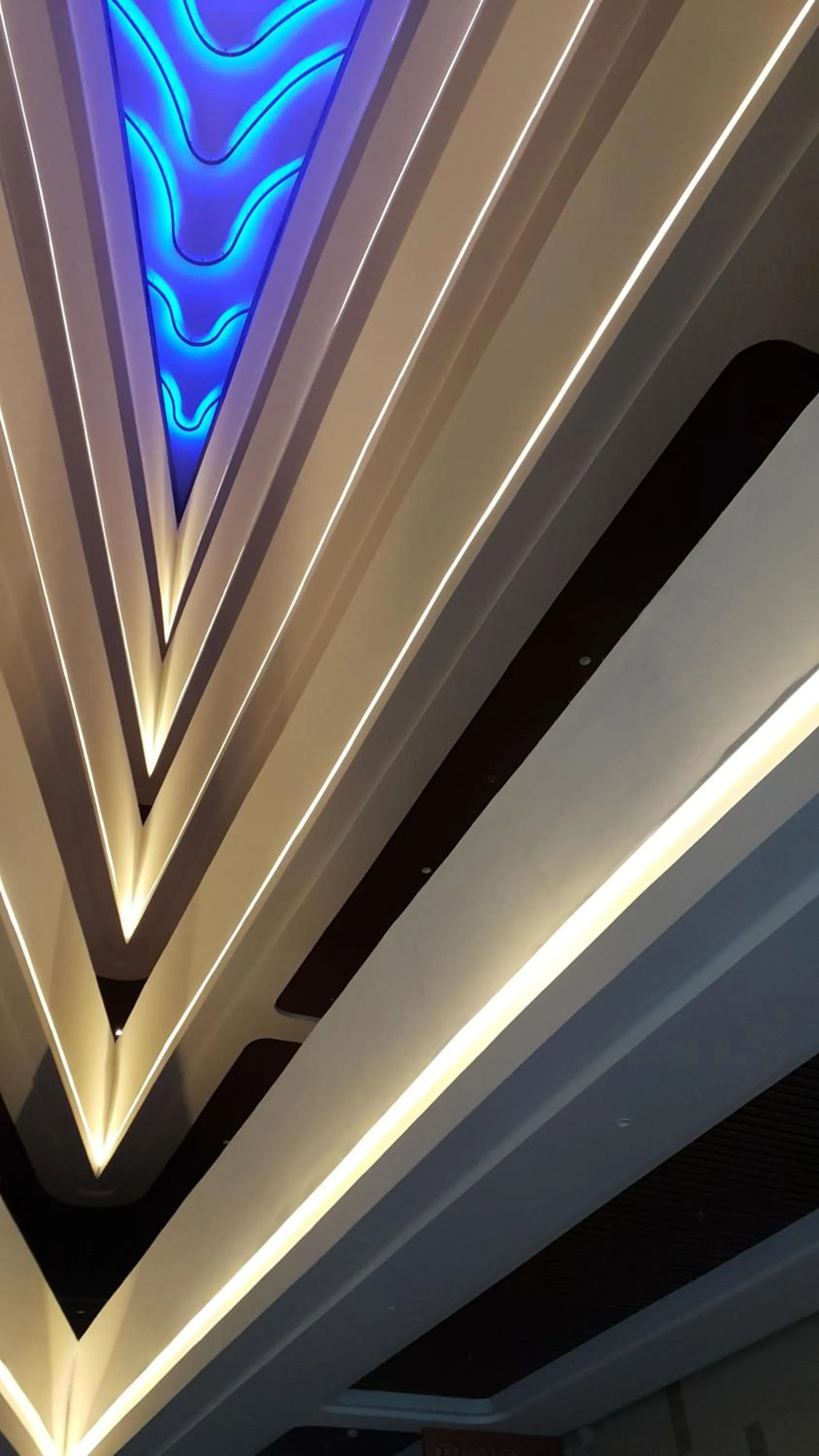 Property building in Central Park Reef Resort