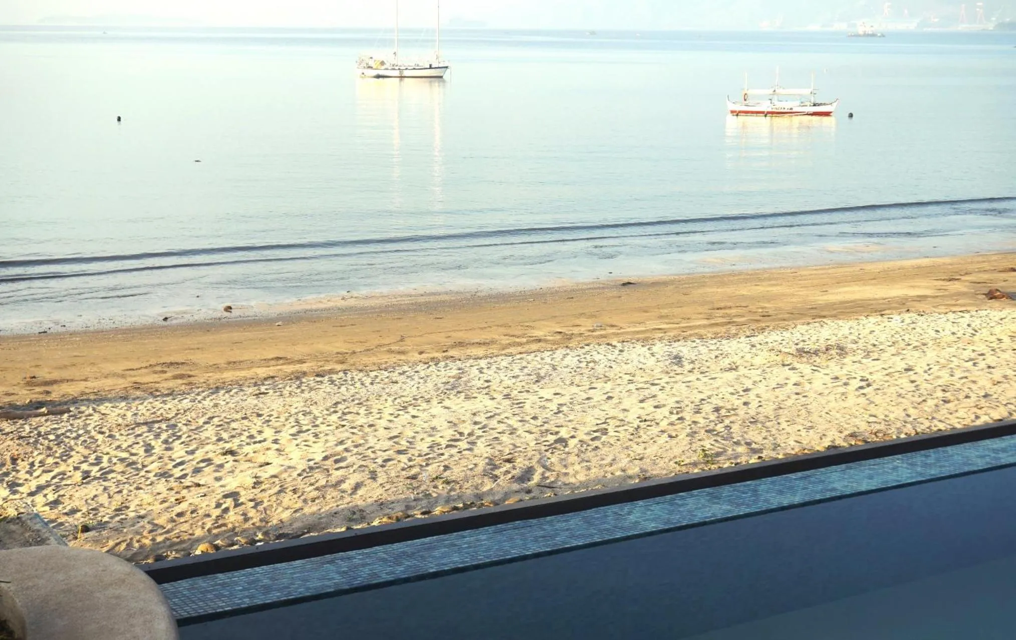 Beach in Central Park Reef Resort