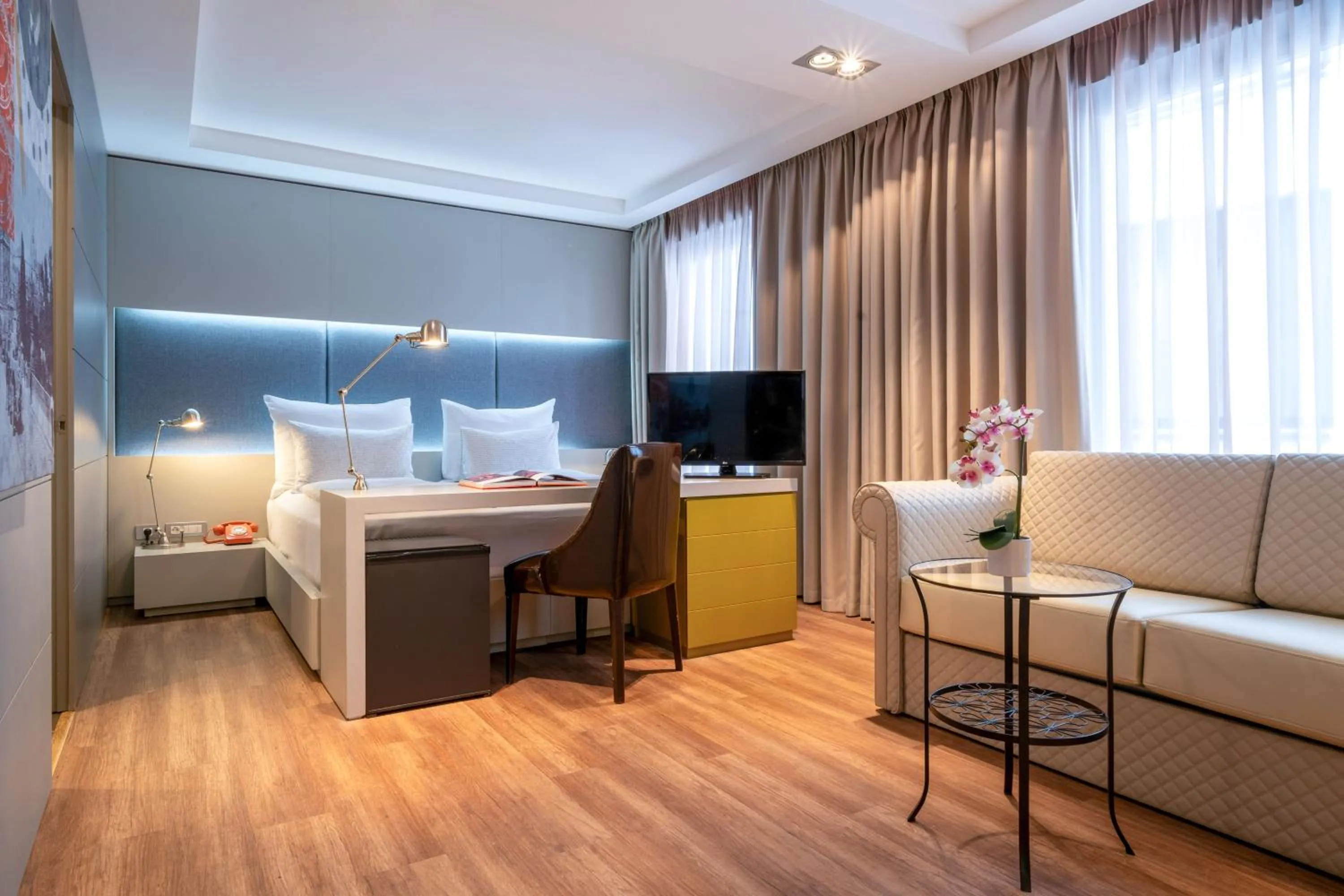 Property building, Bed in INNSiDE Prague Old Town