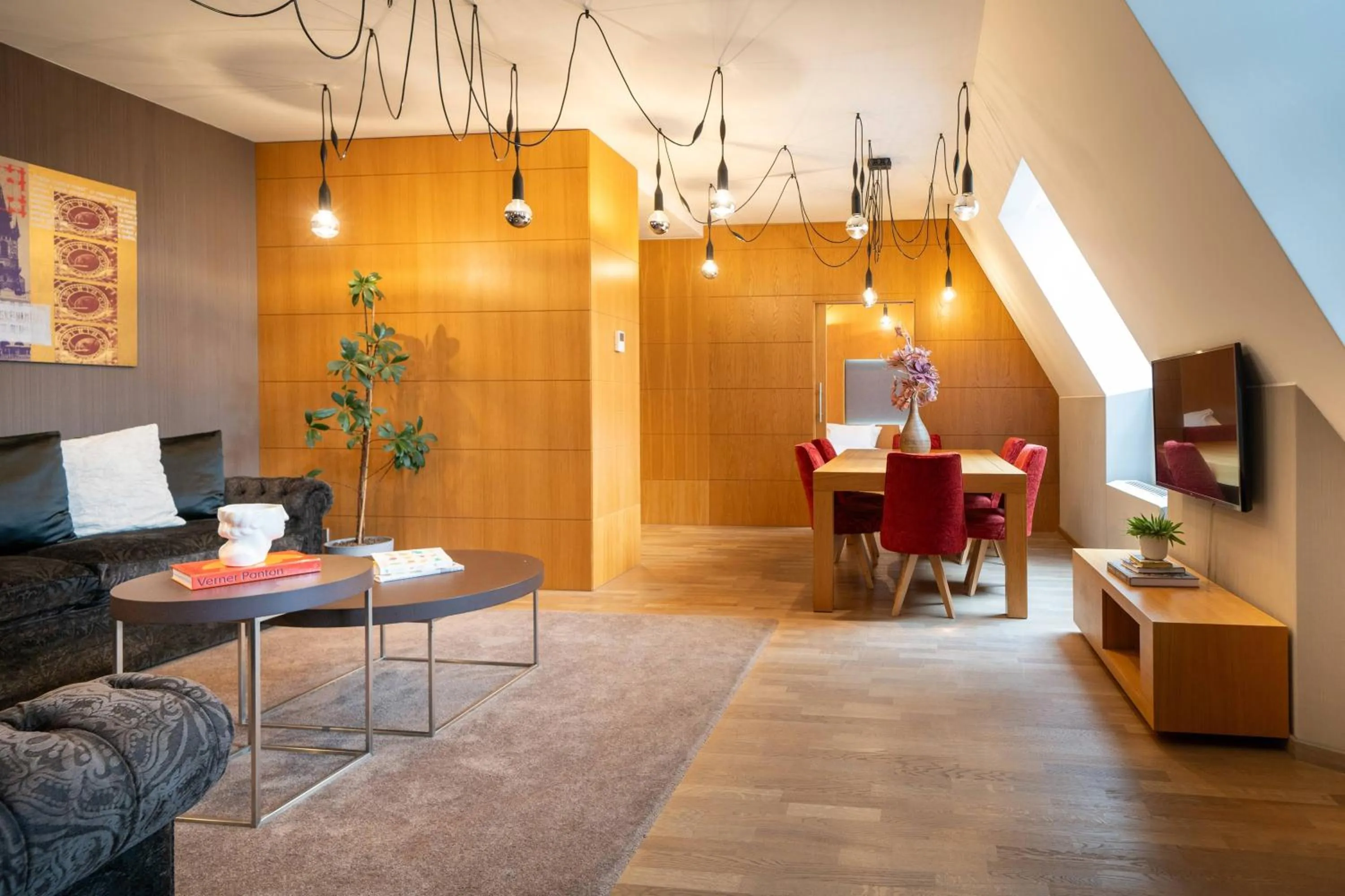 INNSiDE Prague Old Town