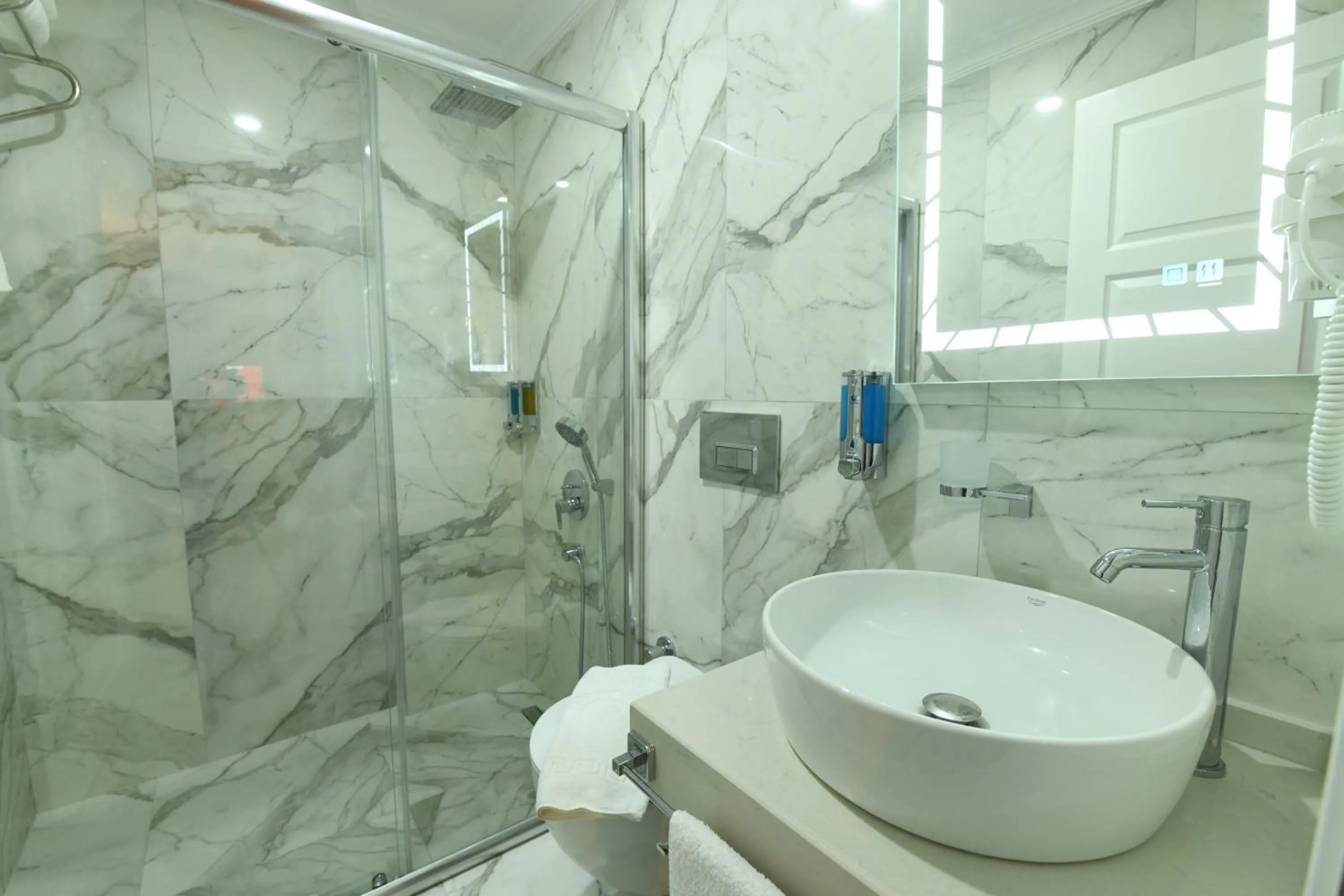 Bathroom in Bahçe Apart