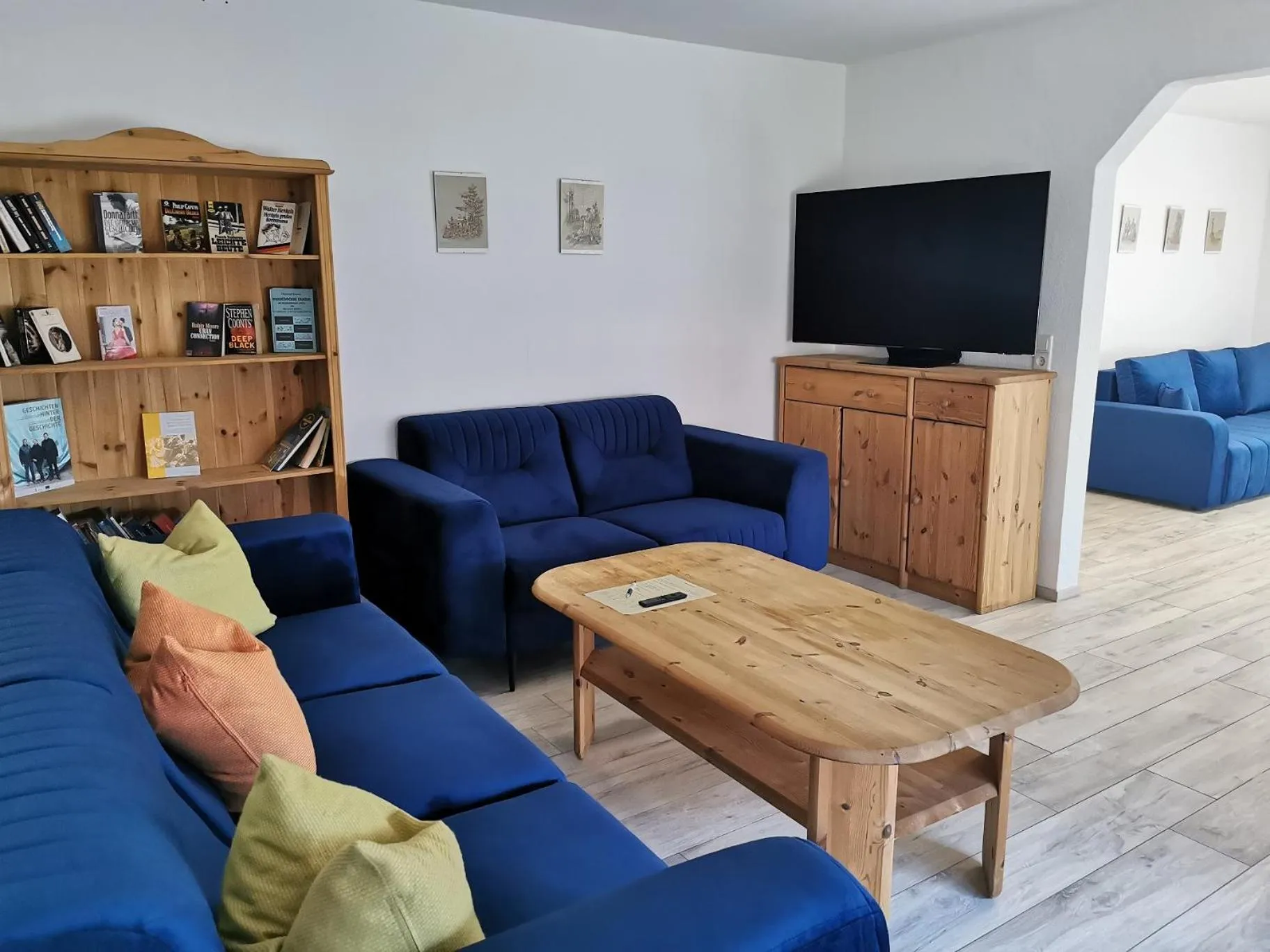 Communal lounge/ TV room in Hotel Garni Jägerhof