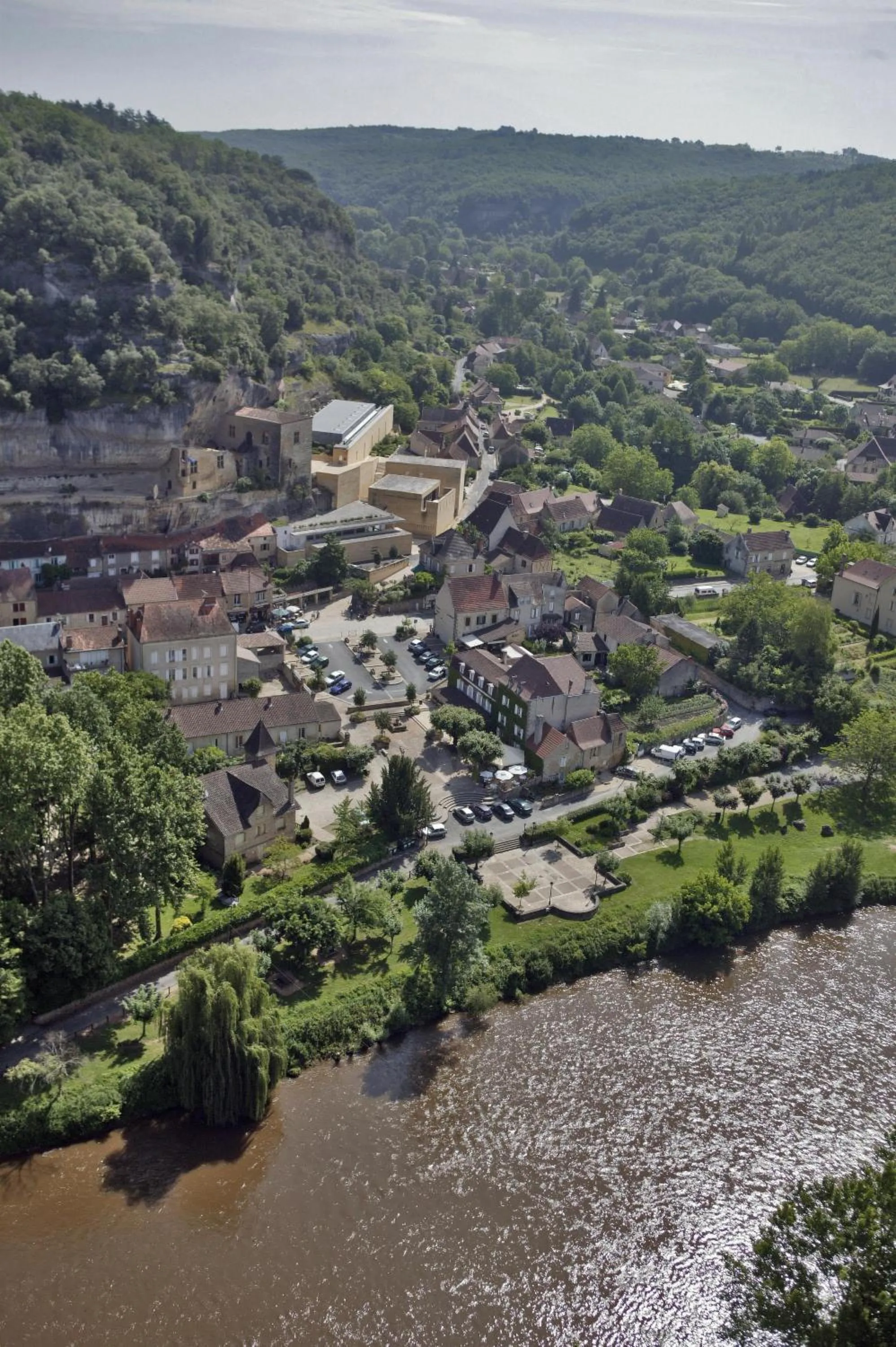 Bird's eye view in Hostellerie du Passeur - Hôtel & Restaurant - Climatisation et Piscine chauffée