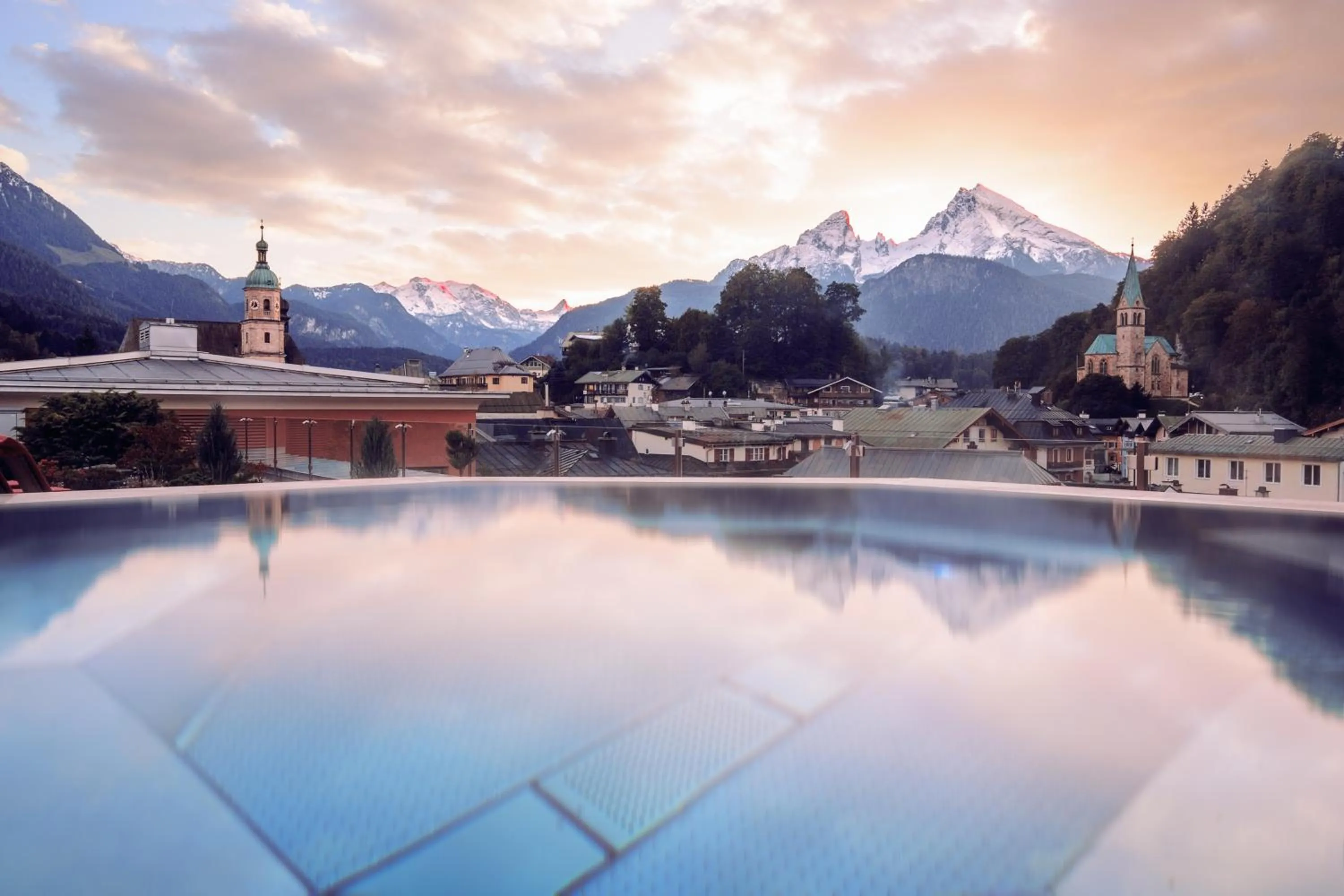 Hot Tub in Hotel EDELWEISS Berchtesgaden Superior