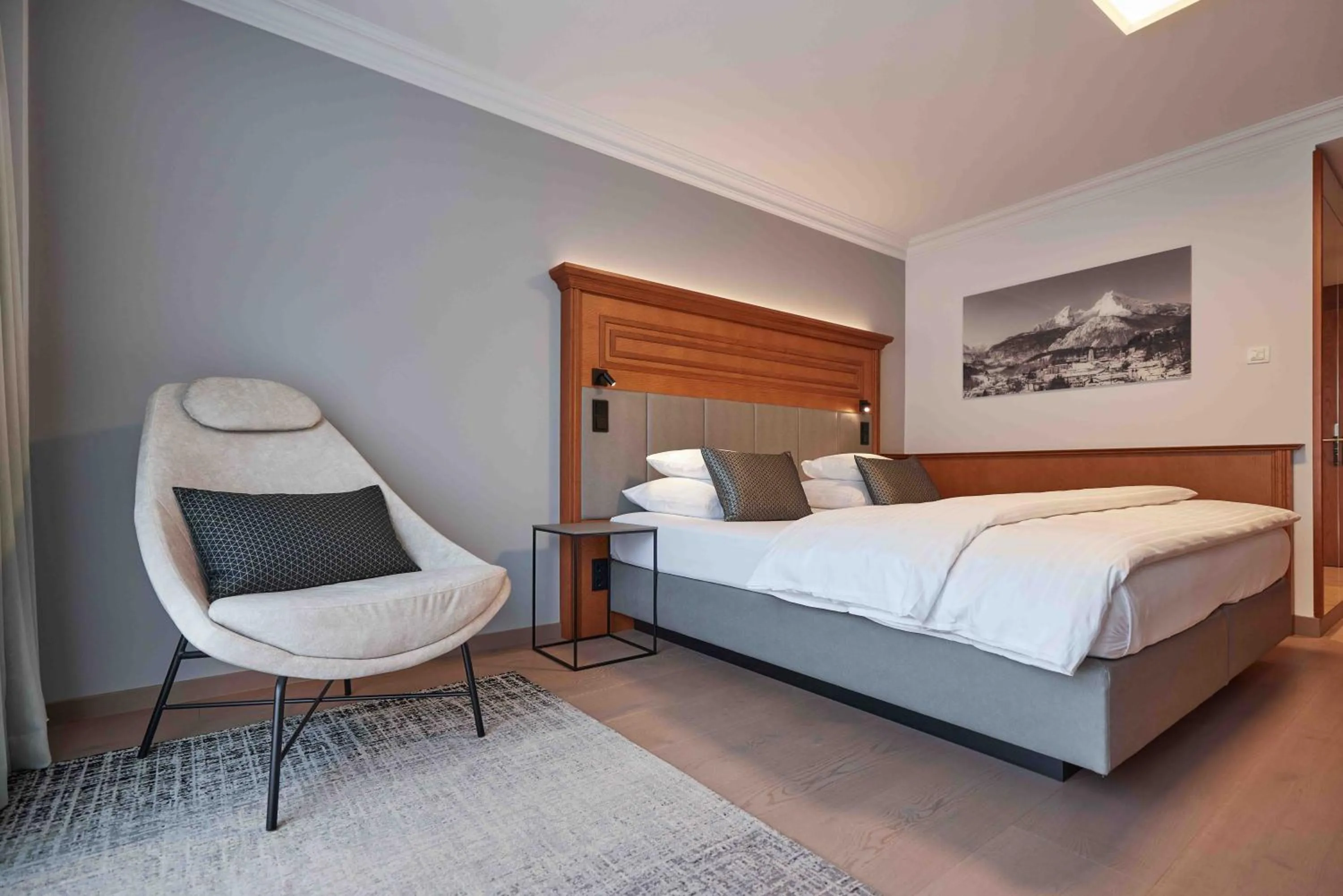 Bed in Hotel EDELWEISS Berchtesgaden Superior