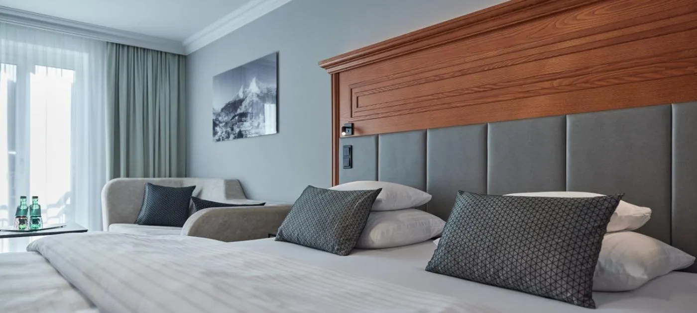 Bed in Hotel EDELWEISS Berchtesgaden Superior