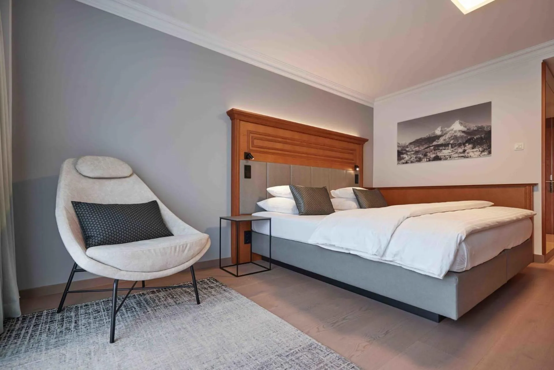 Bed in Hotel EDELWEISS Berchtesgaden Superior