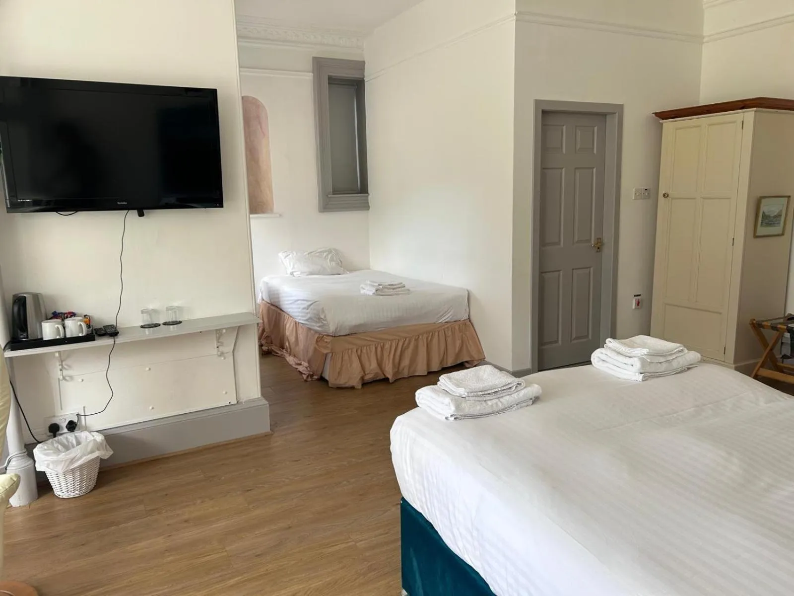 Bedroom, Bed in The Lodge on the Loch by OYO