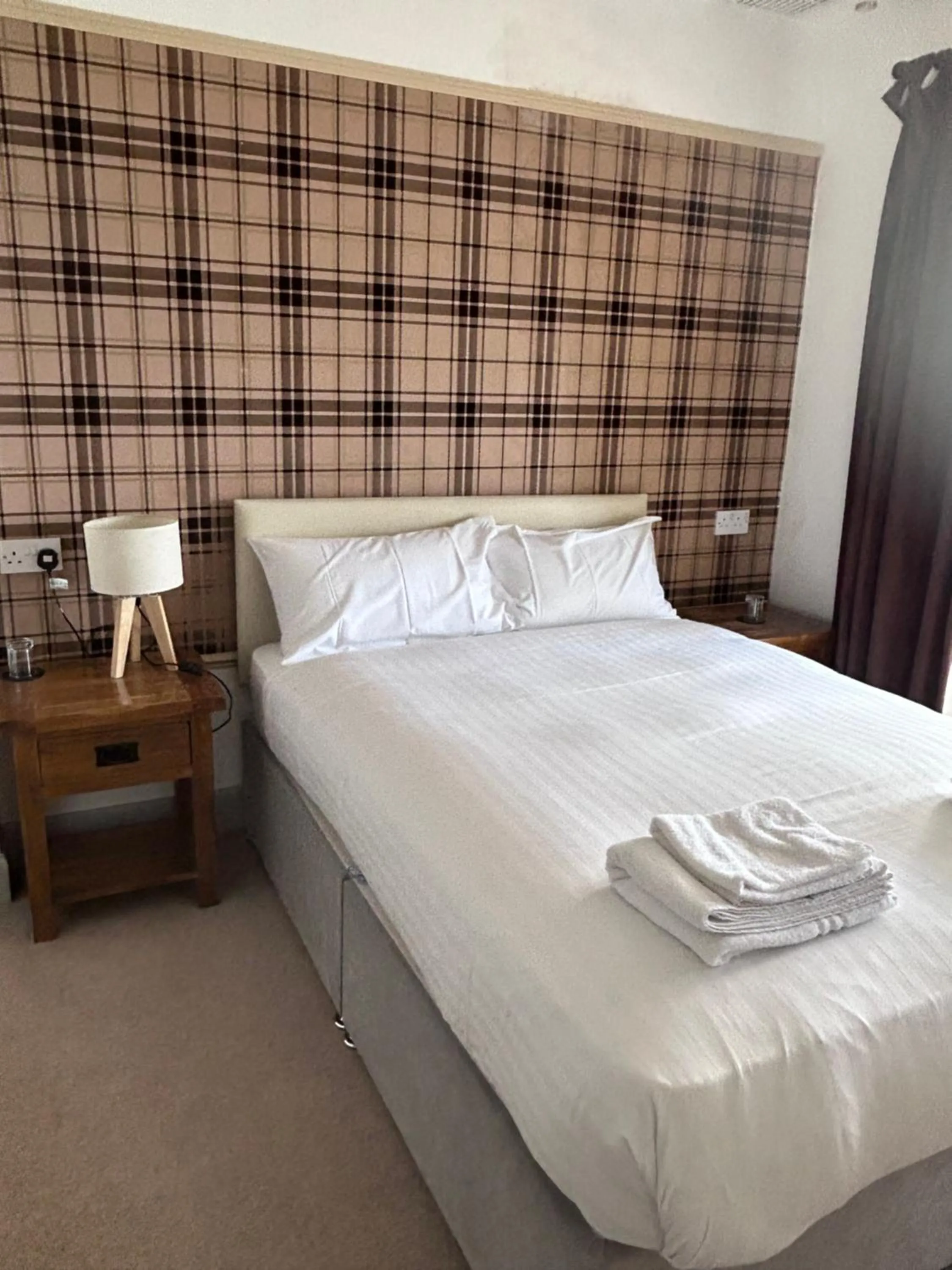 Bedroom, Bed in The Lodge on the Loch by OYO