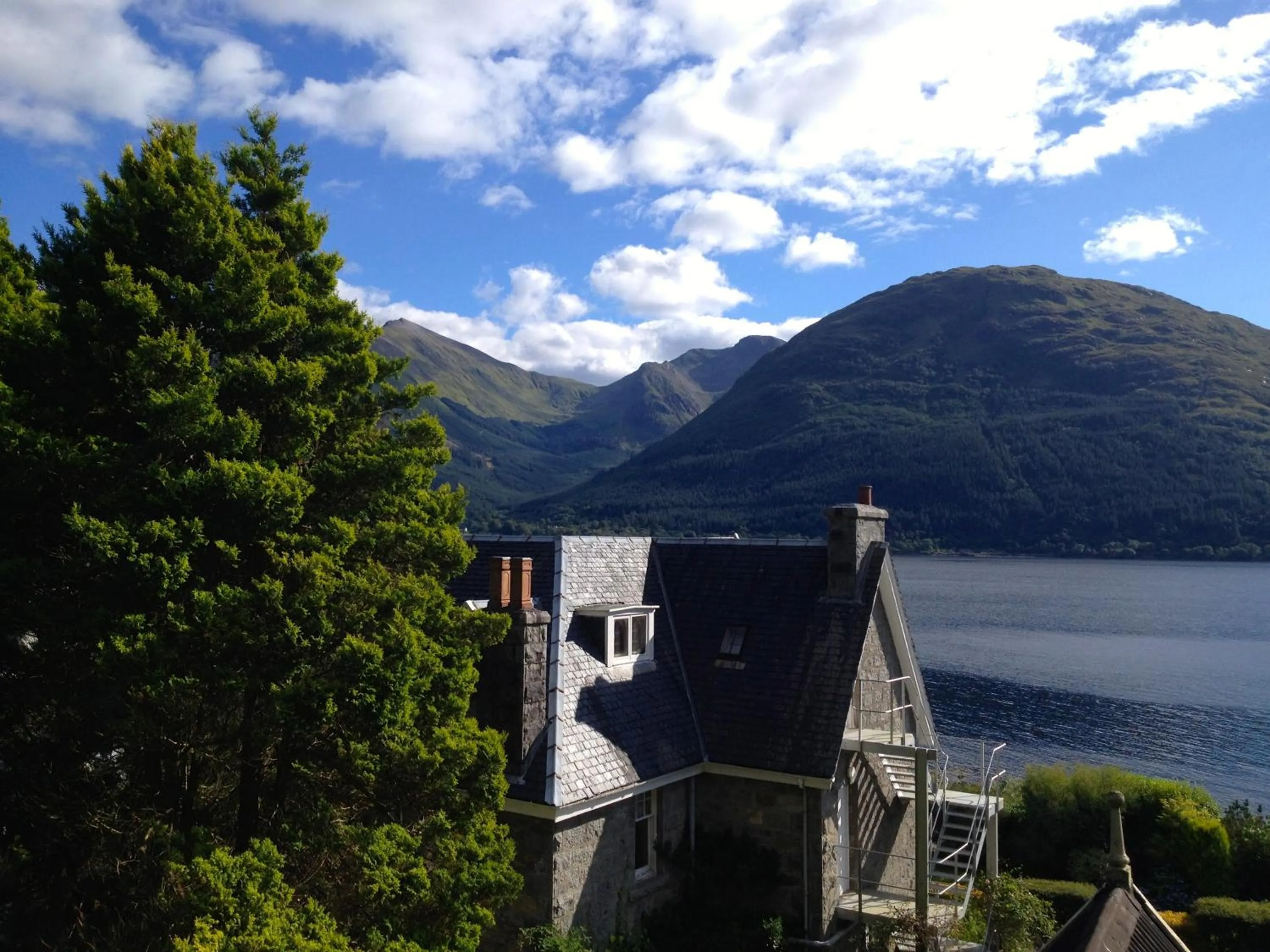 Day in The Lodge on the Loch by OYO