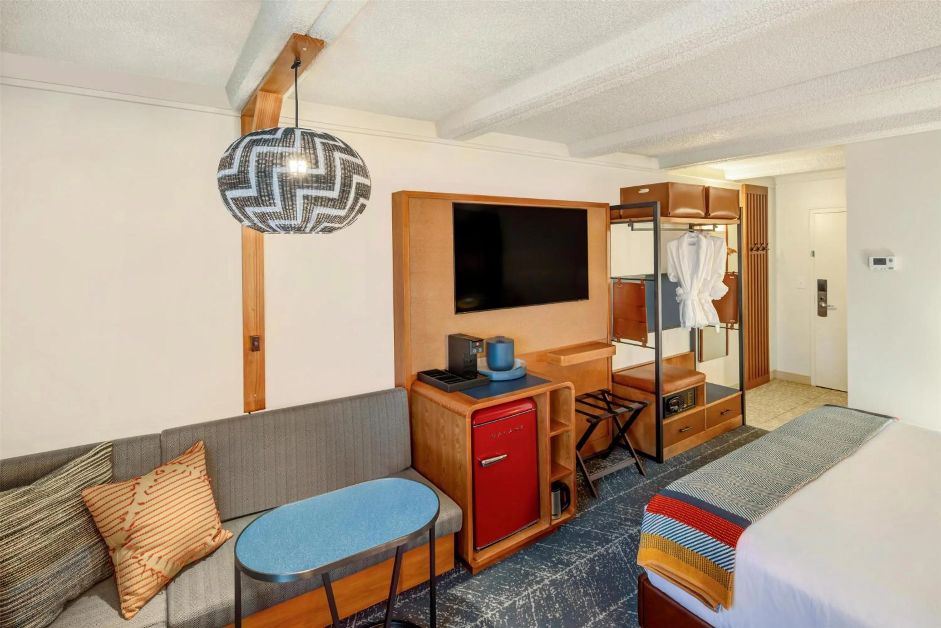 Bedroom, Bed in The Wildbirch Hotel - JdV by Hyatt