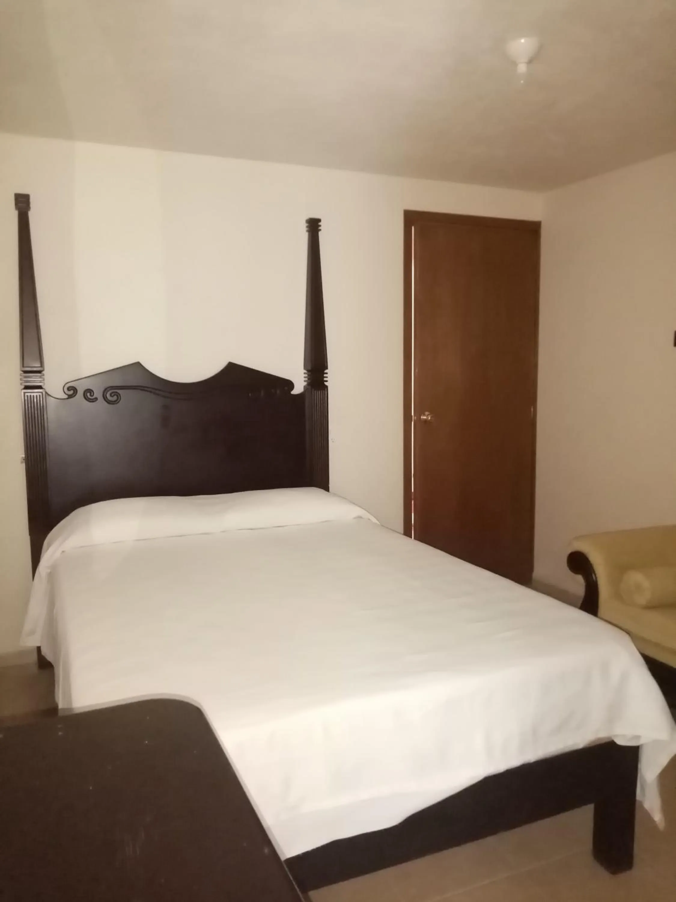 Property building, Bed in Hotel Cipreses